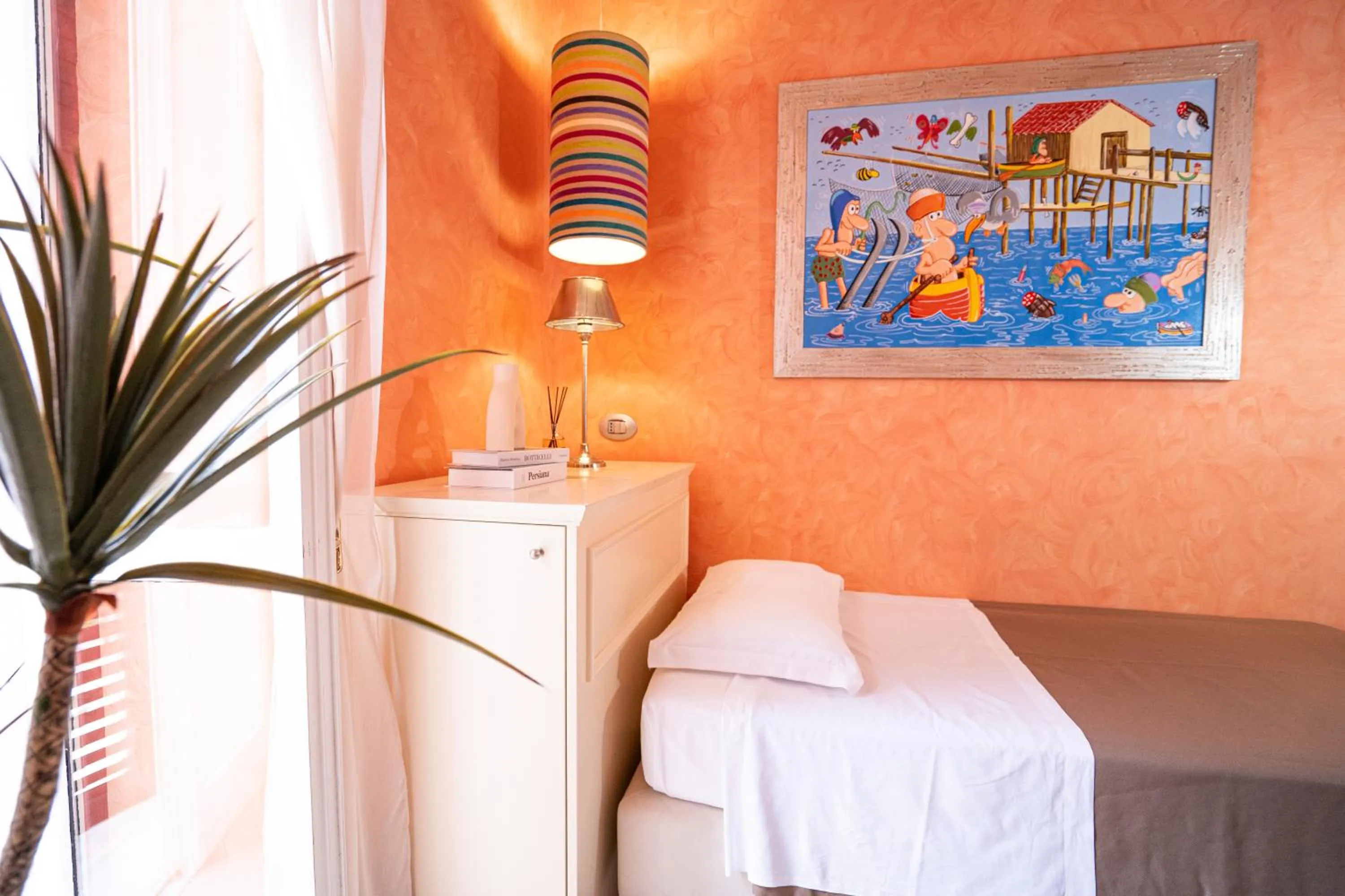 Photo of the whole room, Bed in La Lisca