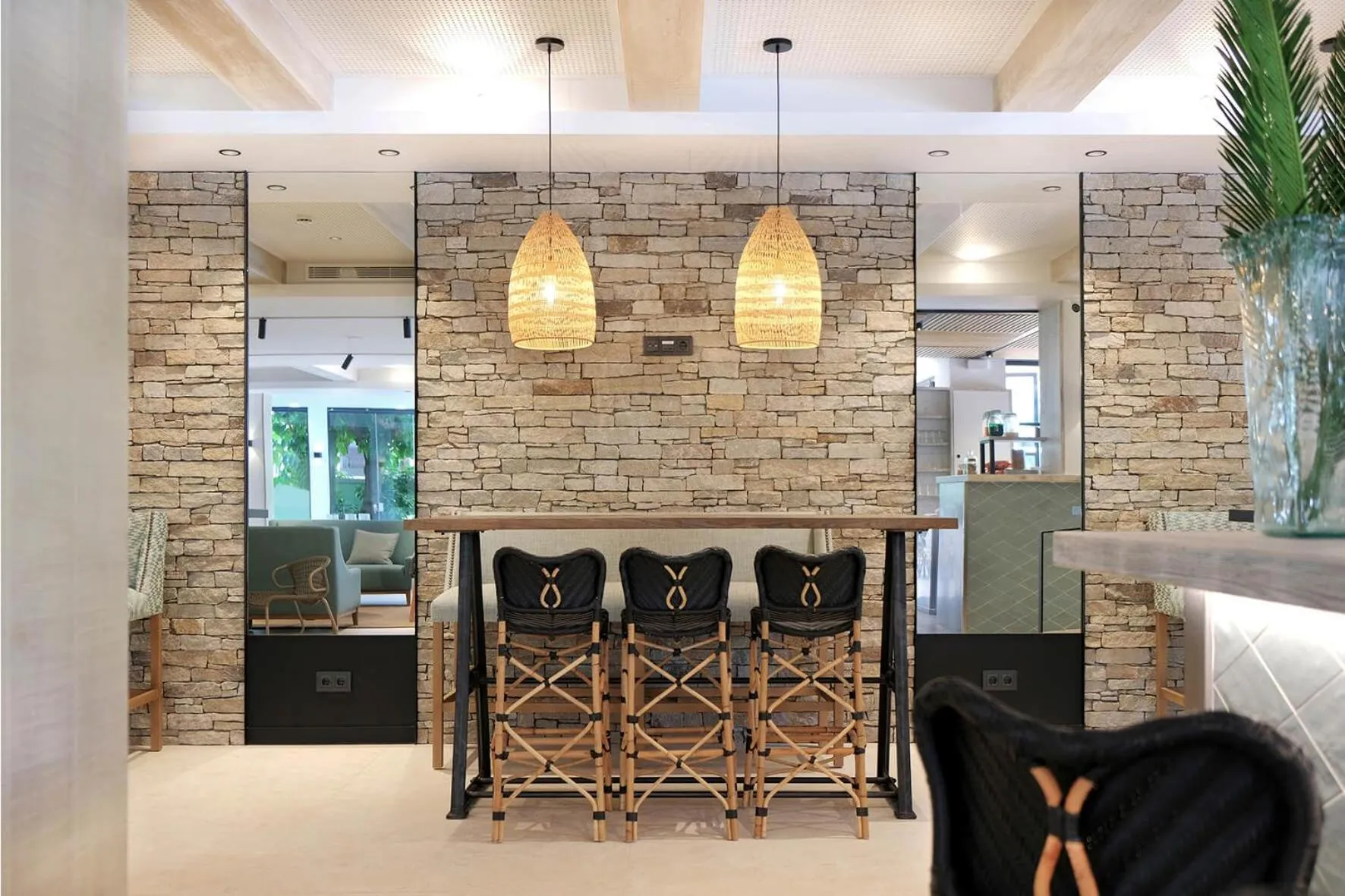 Communal lounge/ TV room in Hotel Acapulco