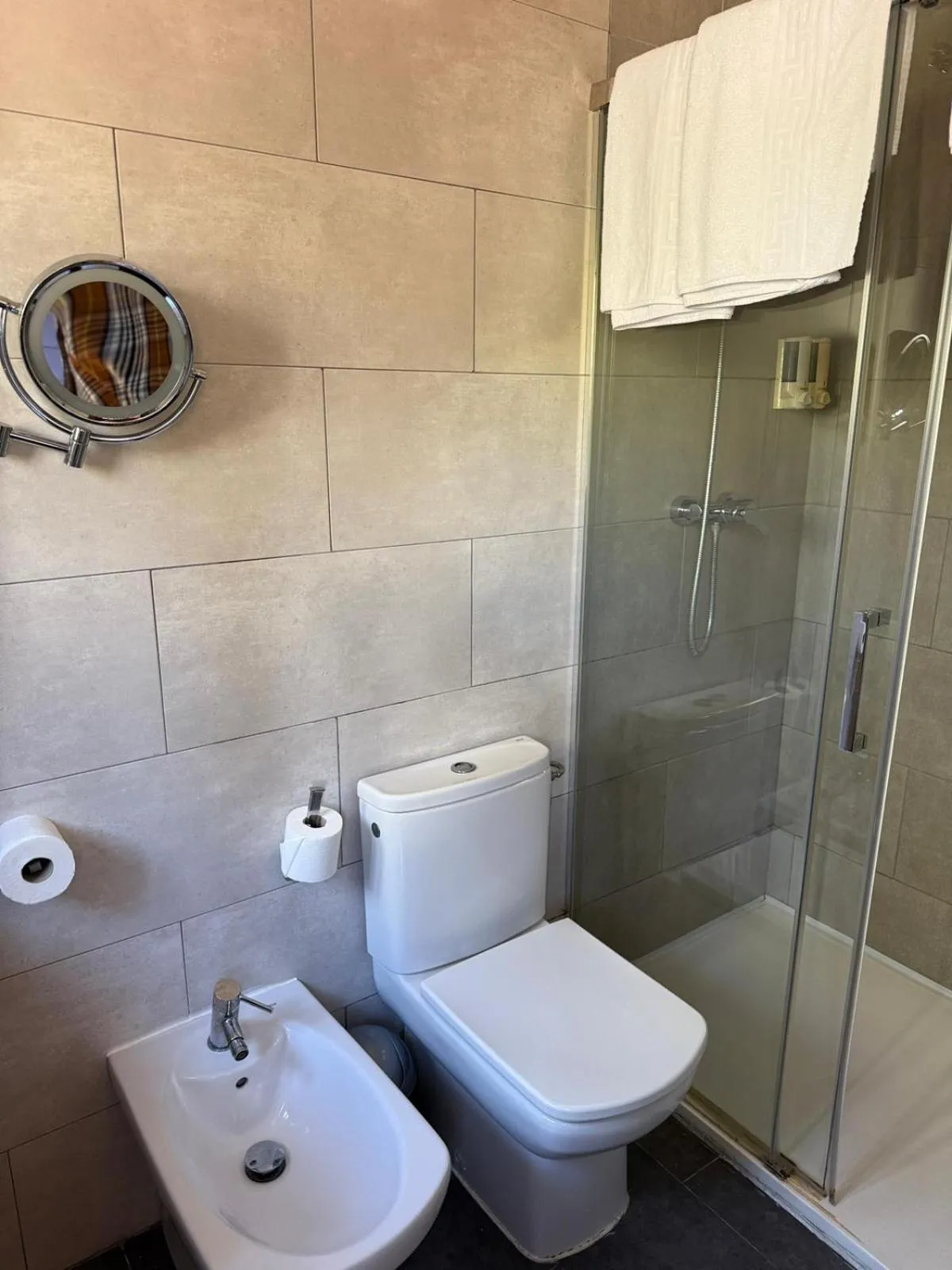 Bathroom in Hotel 170