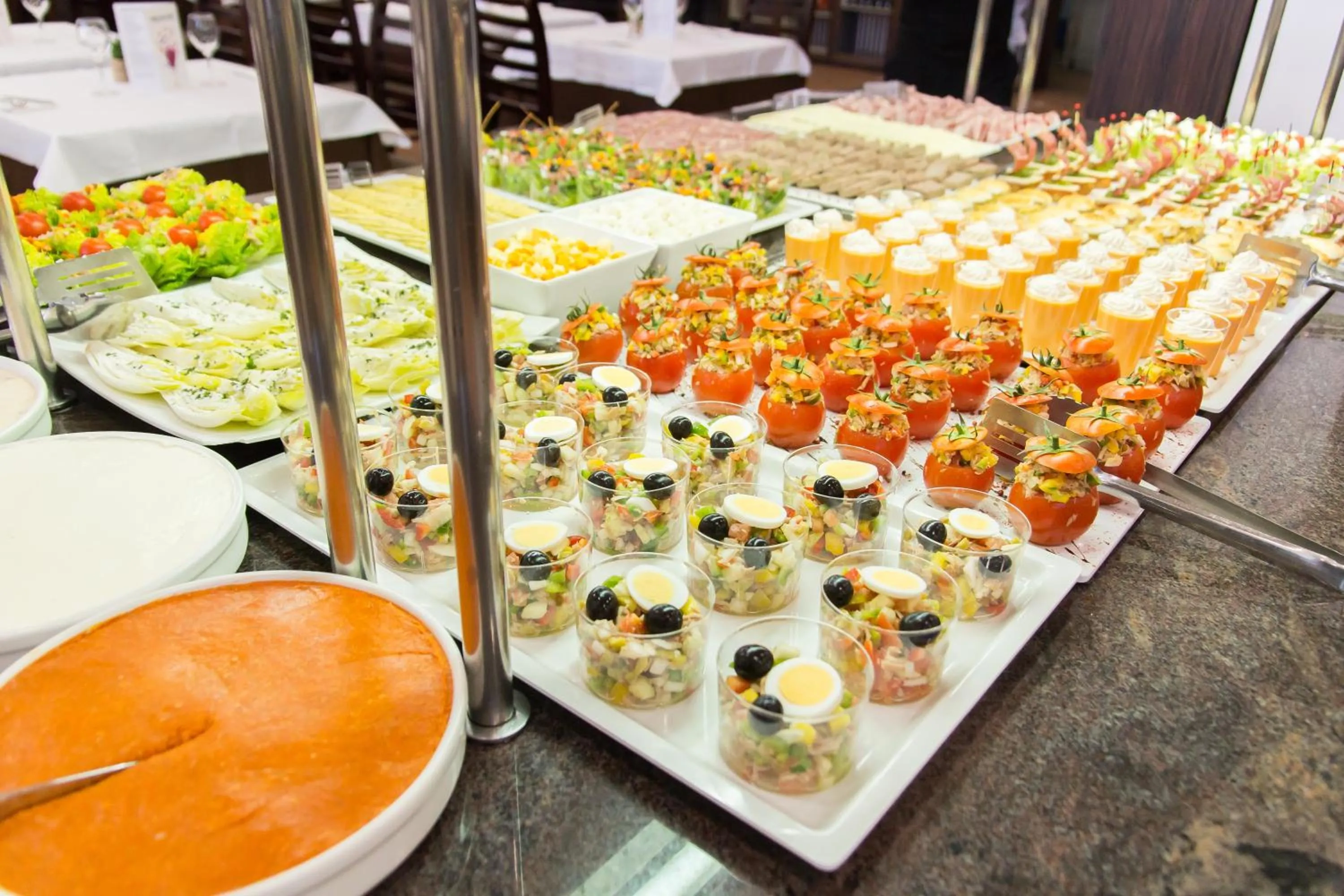 Food in Palas Pineda