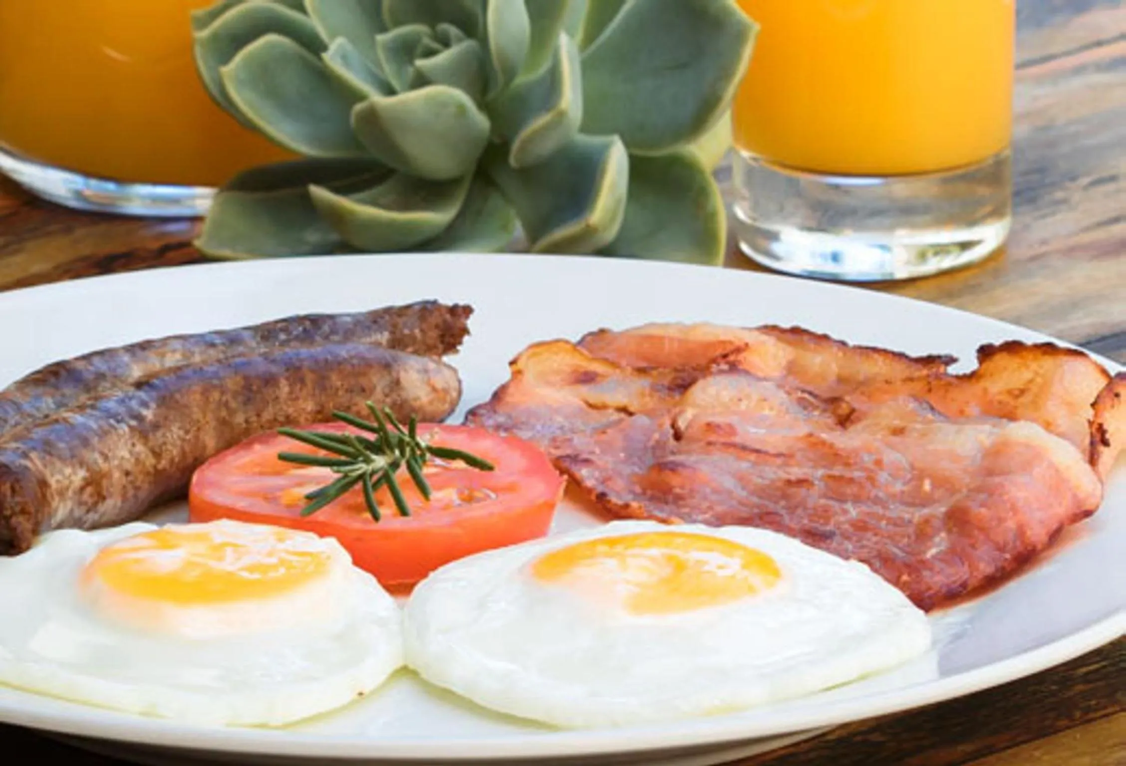 Breakfast in NANNA ROUS' TOWN HOUSE