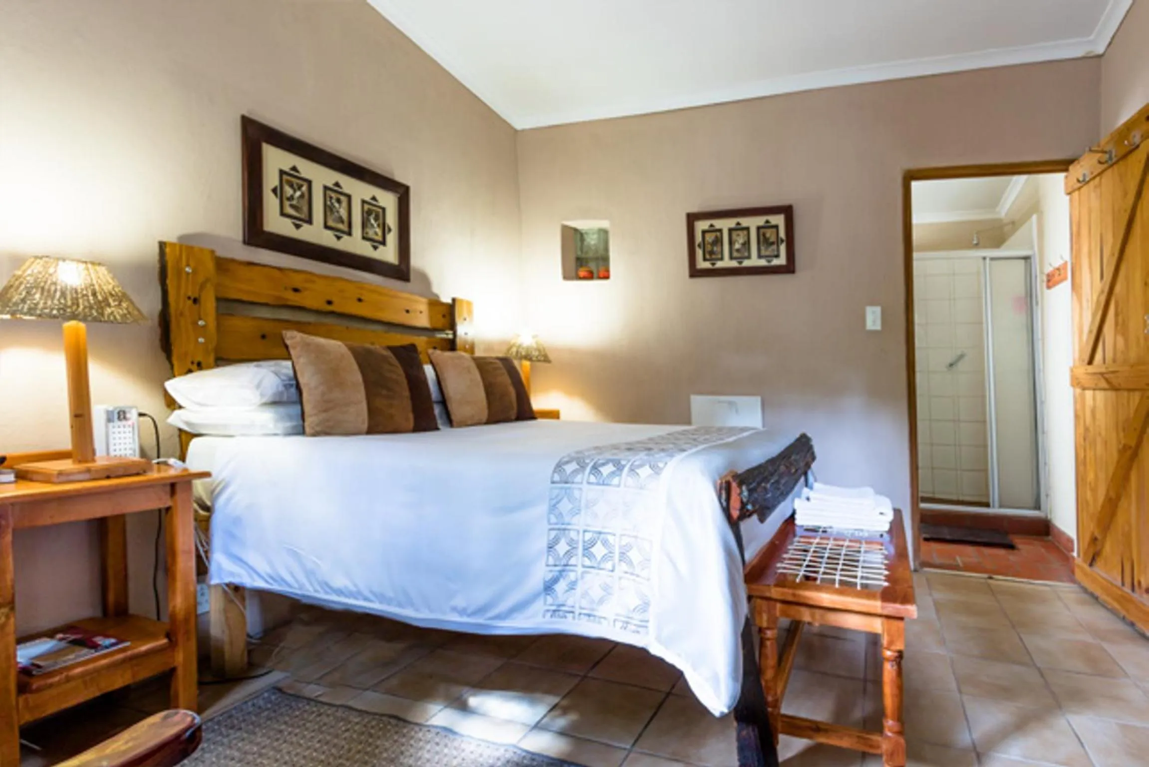 Bathroom, Bed in NANNA ROUS' TOWN HOUSE