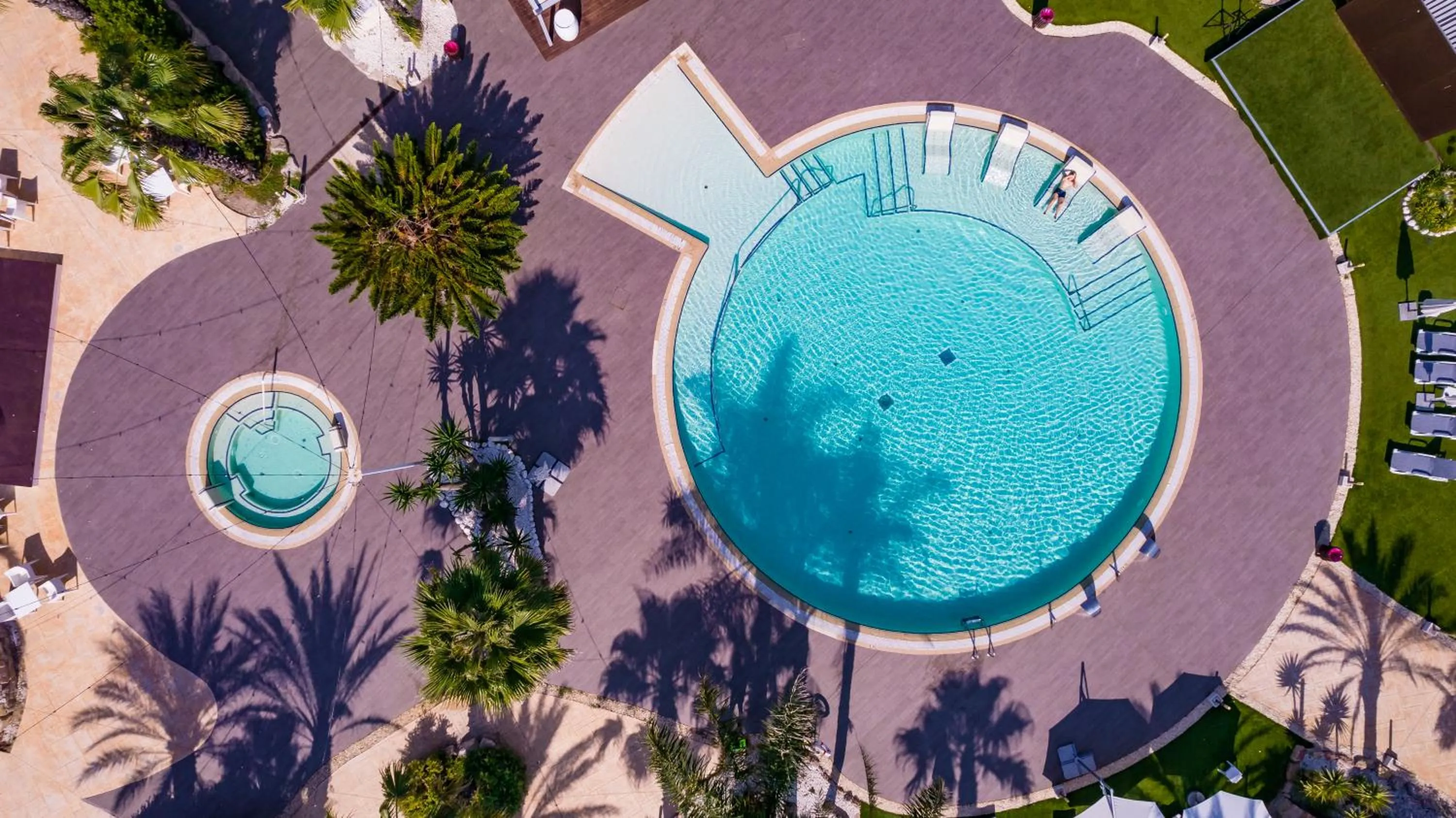 Swimming pool in Gran Palas Hotel - Spa incluido