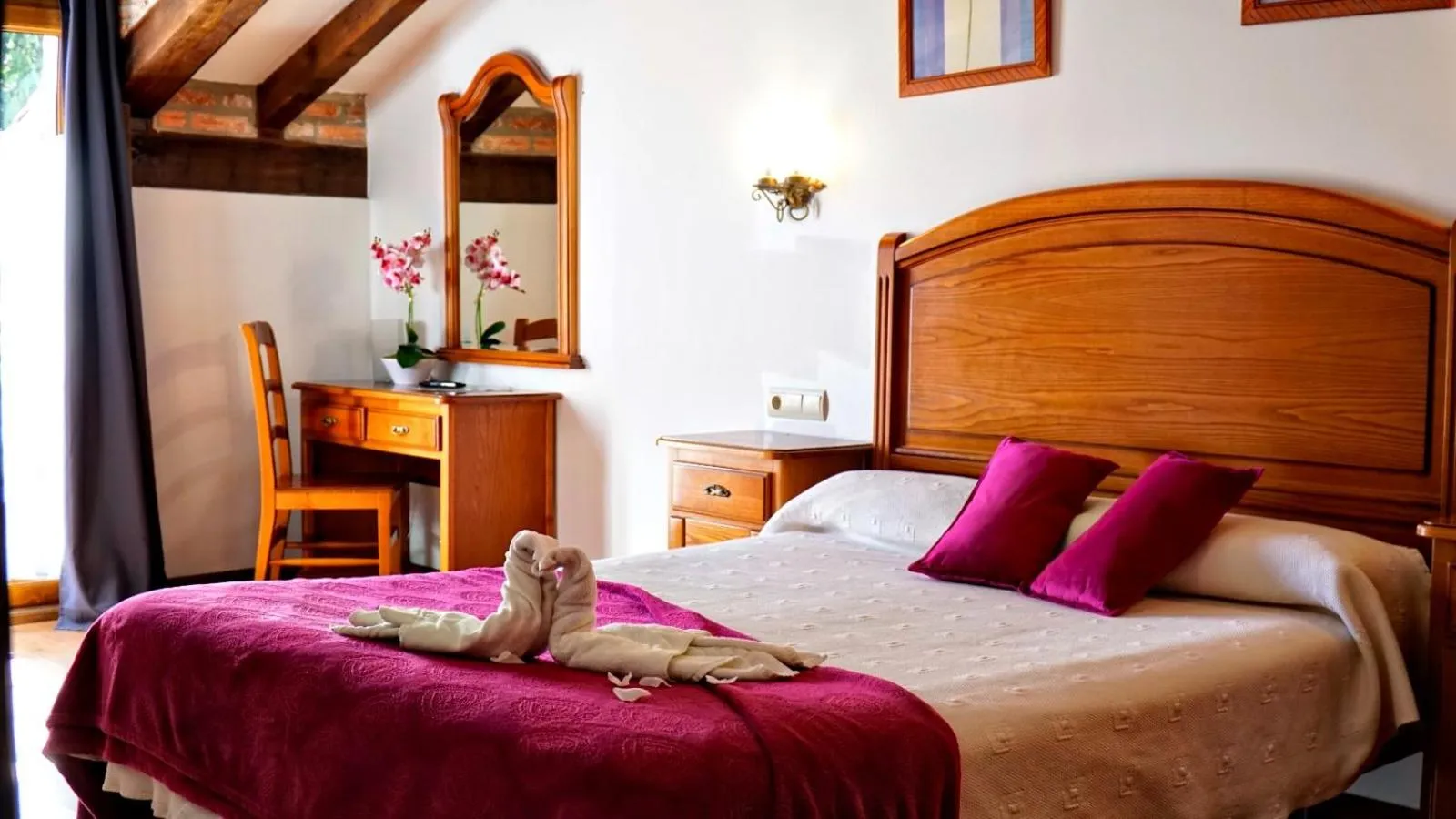 Bedroom, Bed in Hotel Marfrei