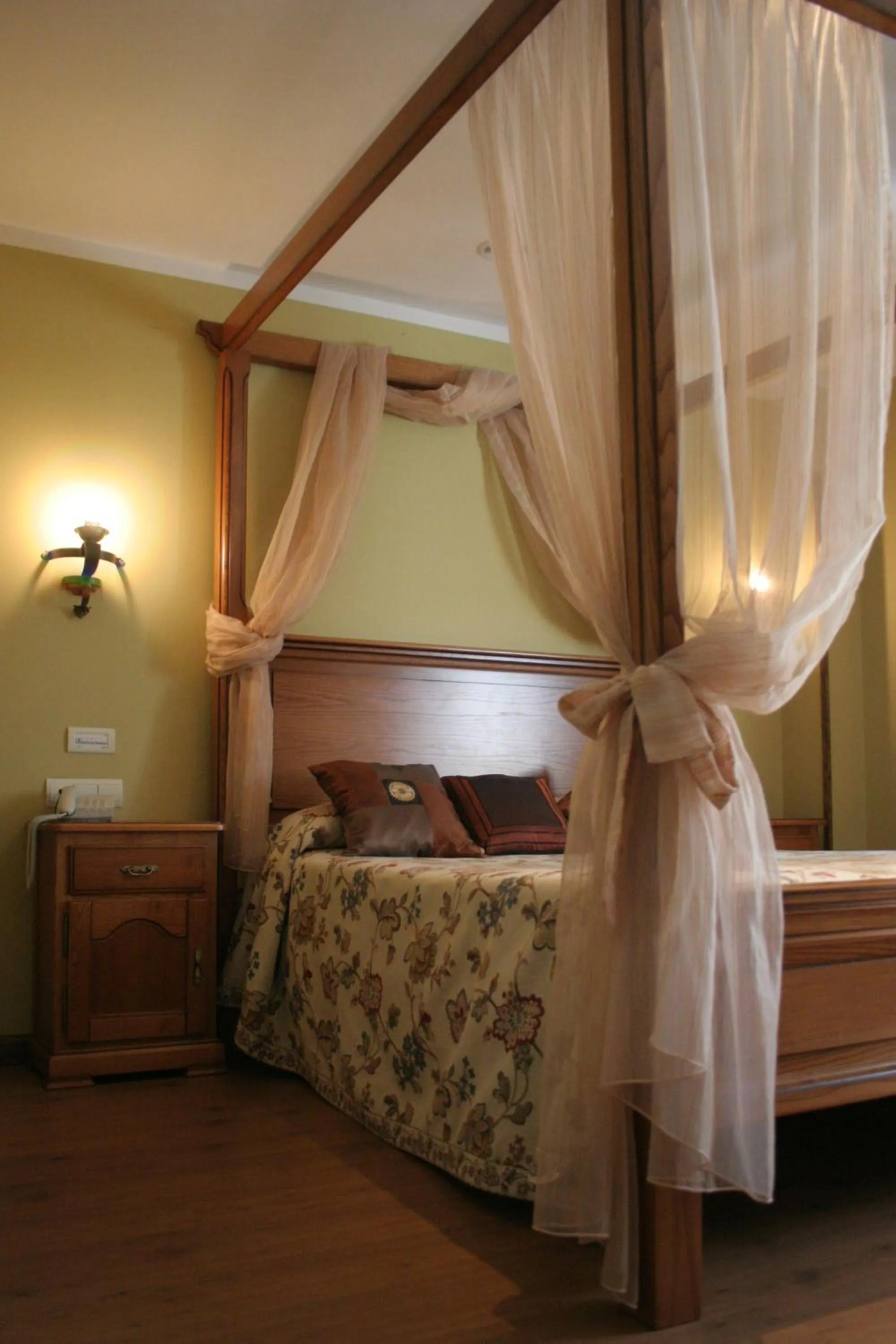 Bedroom, Bed in Hotel Marfrei