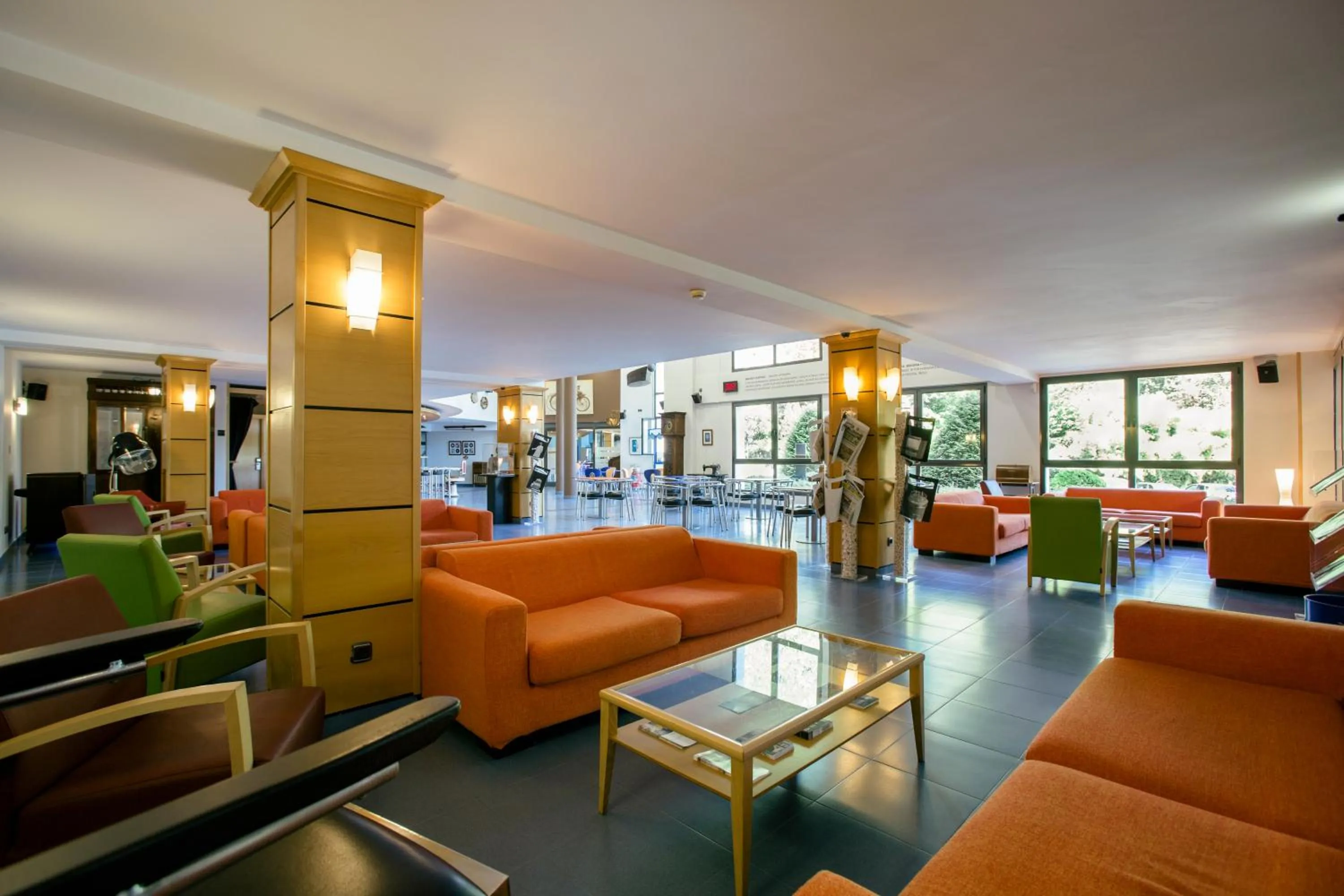 Lobby or reception in Olarain