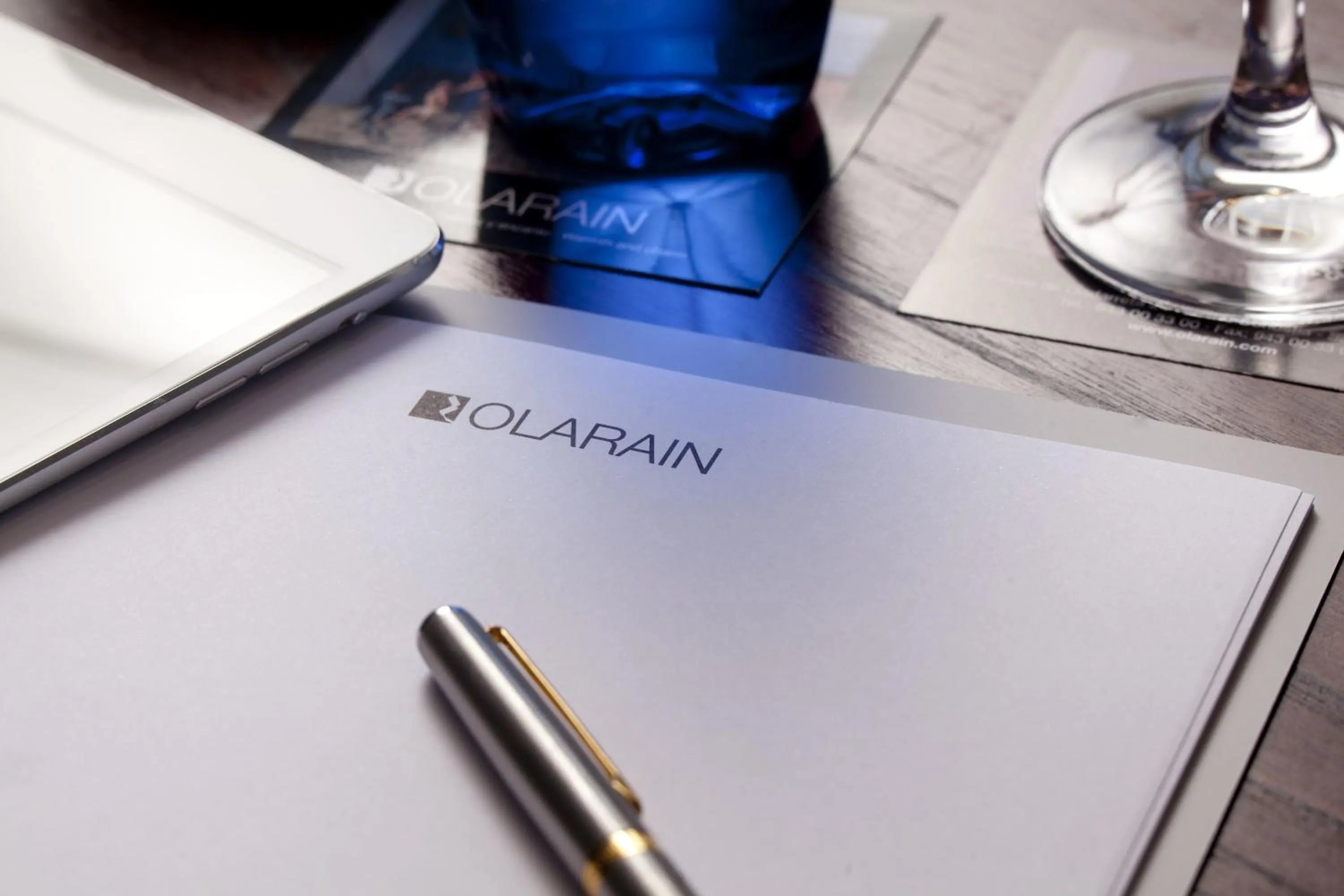 Business facilities in Olarain