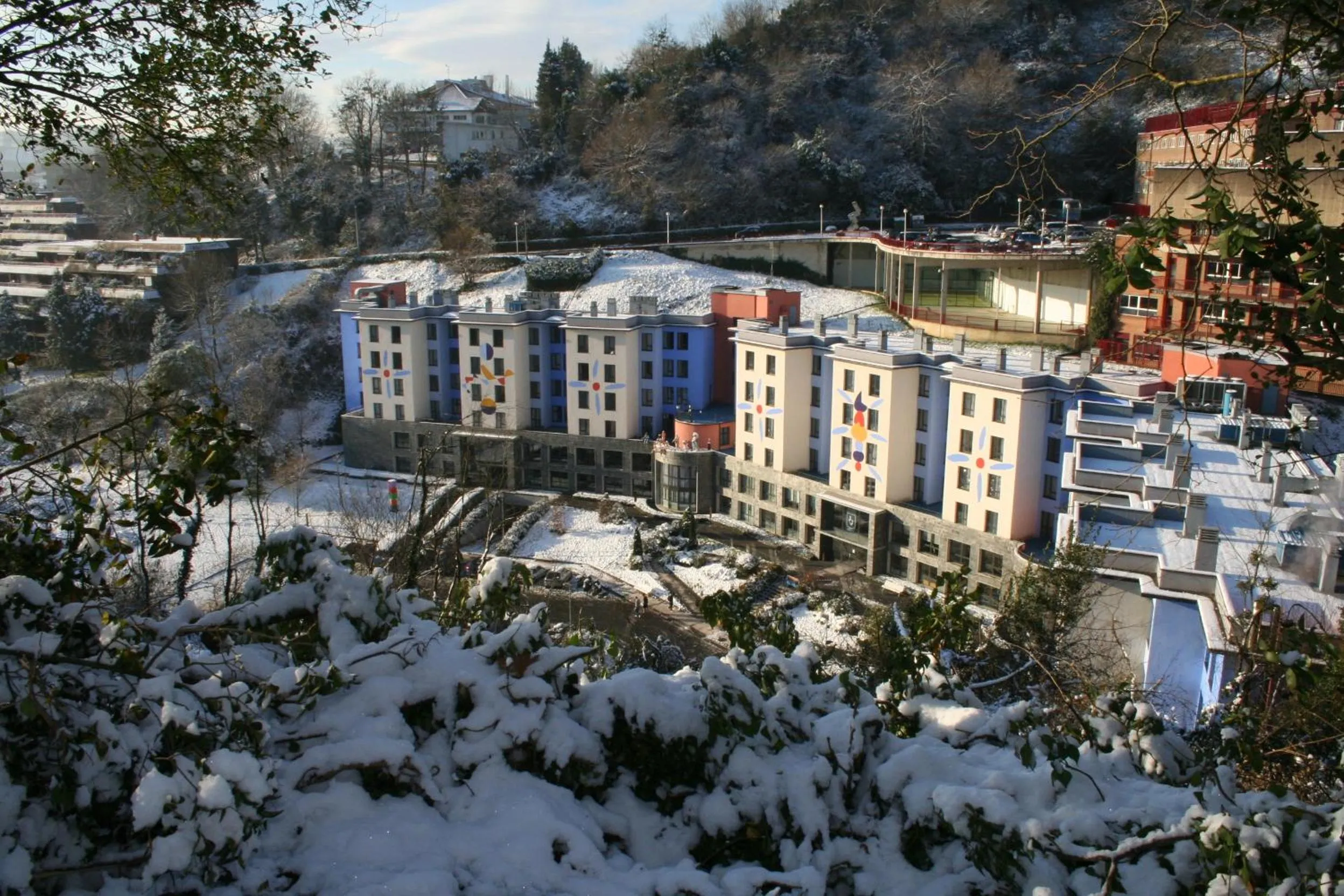 Facade/entrance in Olarain