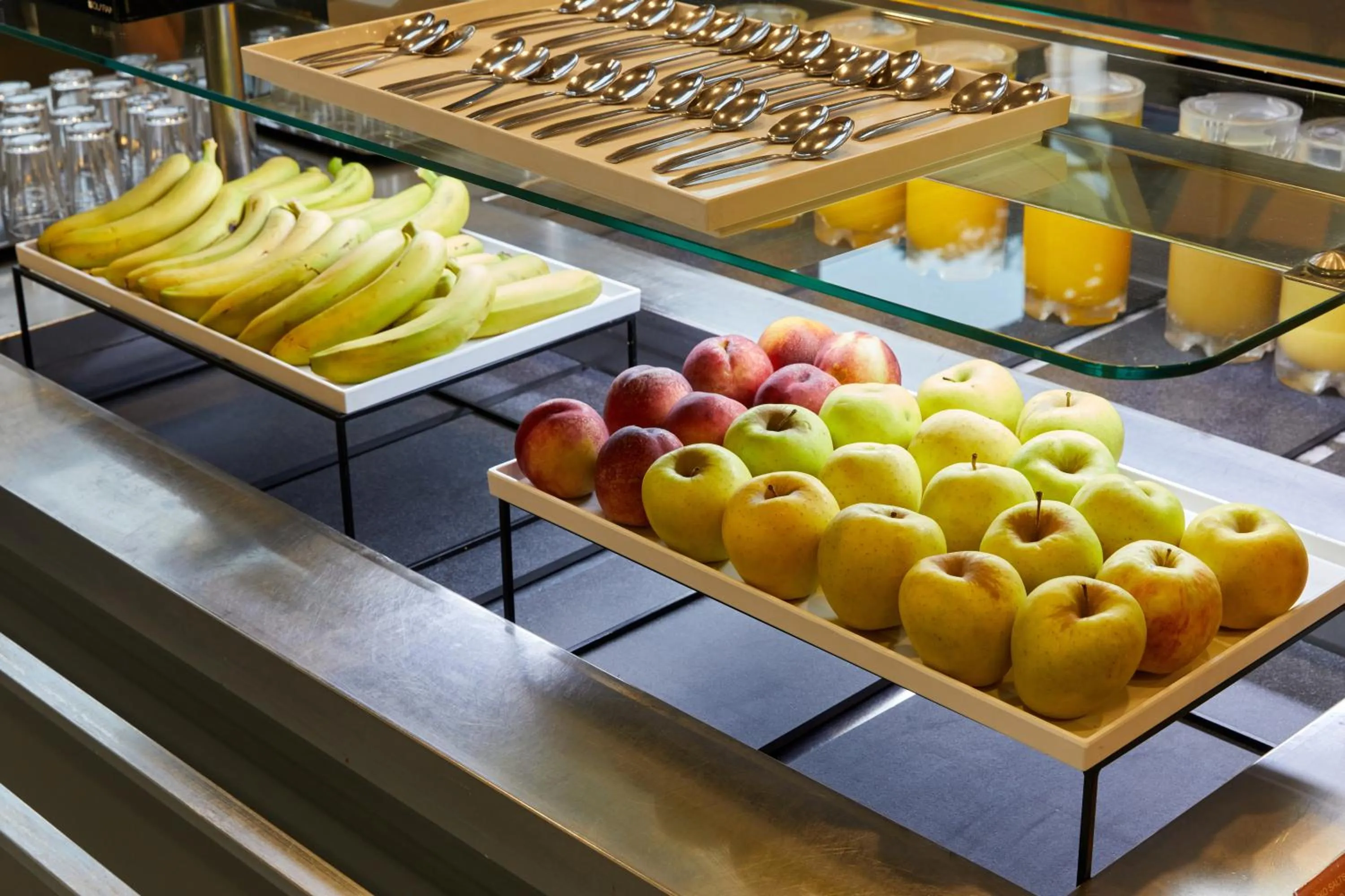 Breakfast in Olarain