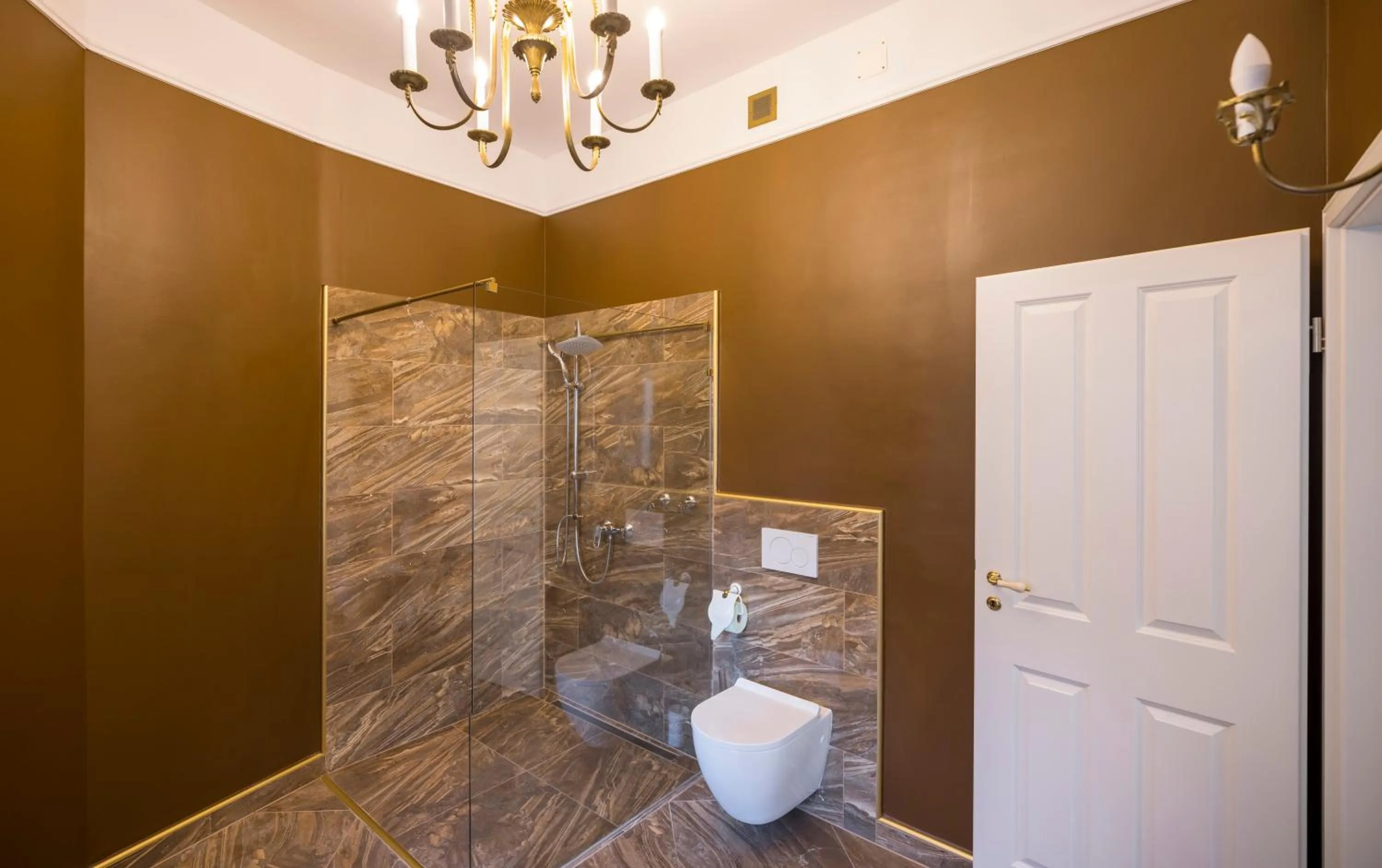 Shower in Benecanka Casa Veneziana Piran