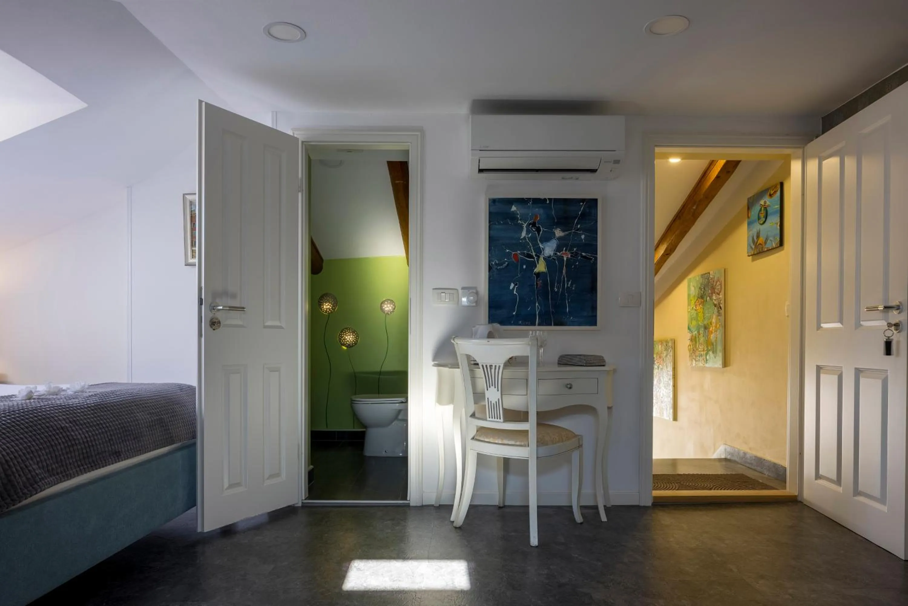 Toilet in Benecanka Casa Veneziana Piran