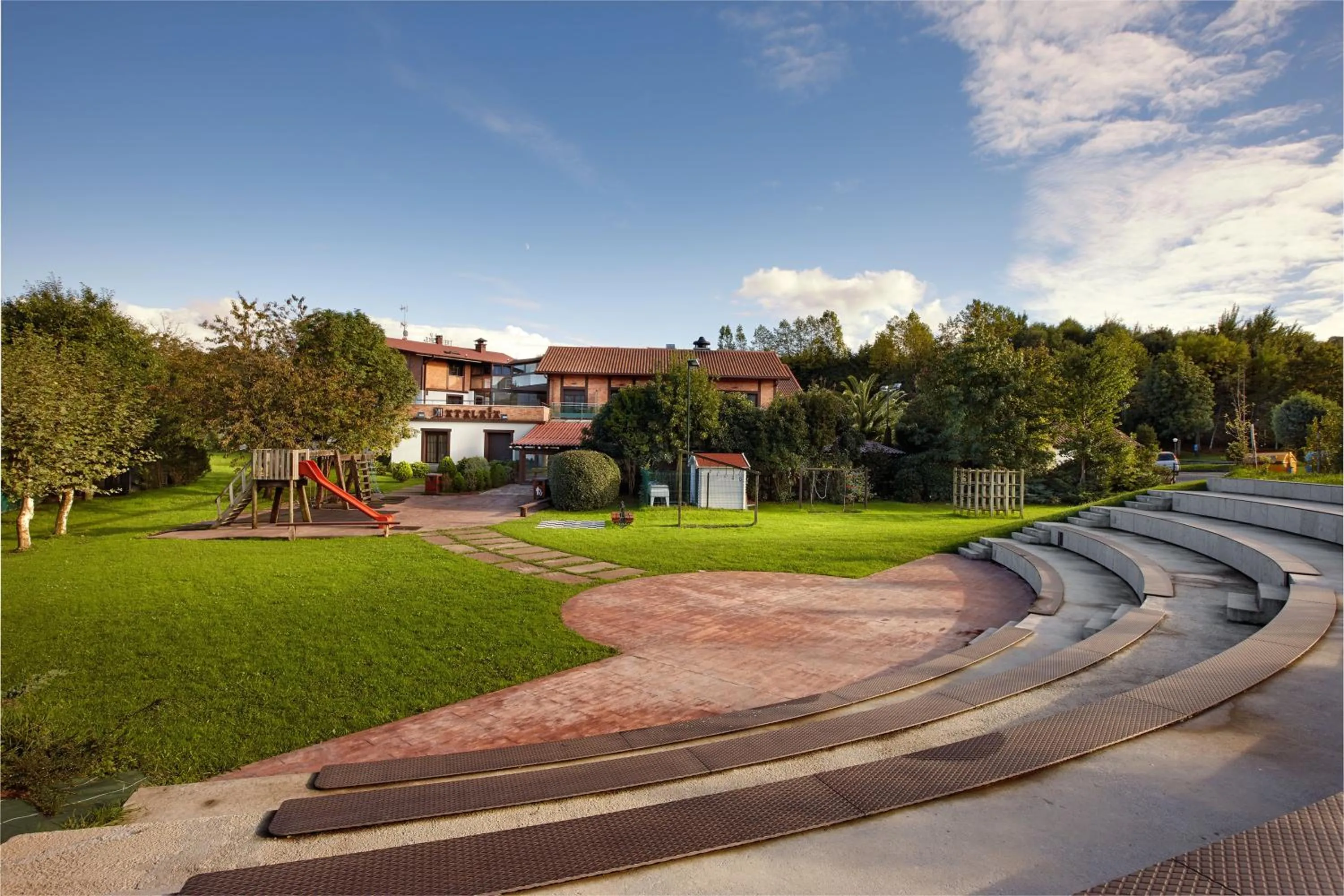 Facade/entrance in Atalaia