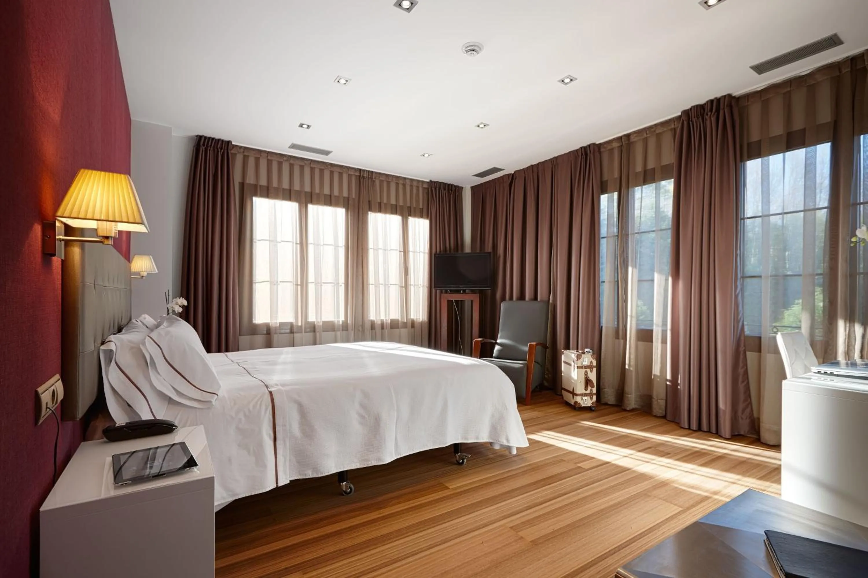 Photo of the whole room, Bed in Atalaia