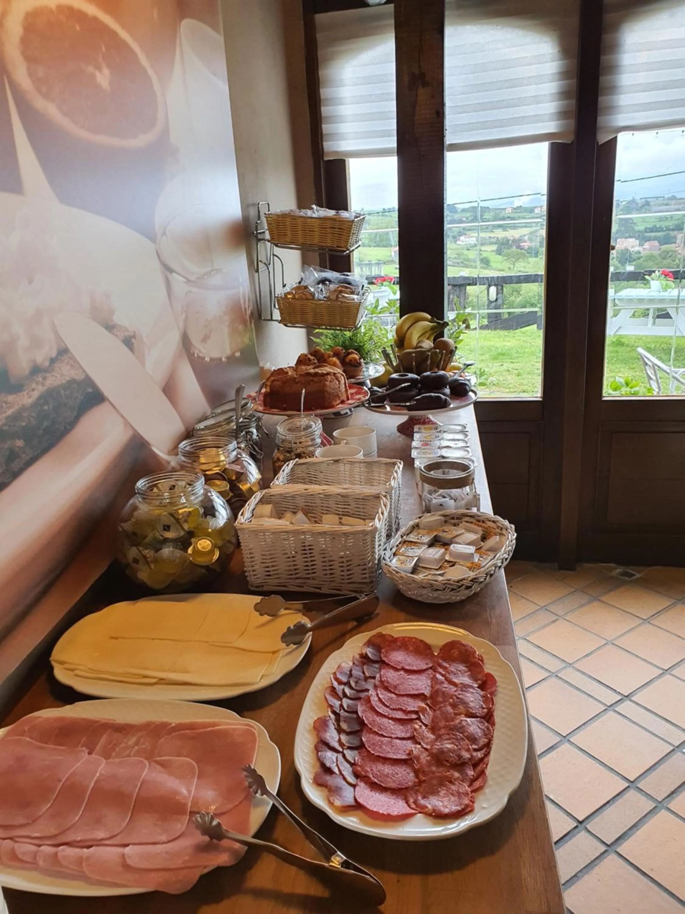 Breakfast in Hotel Colegiata