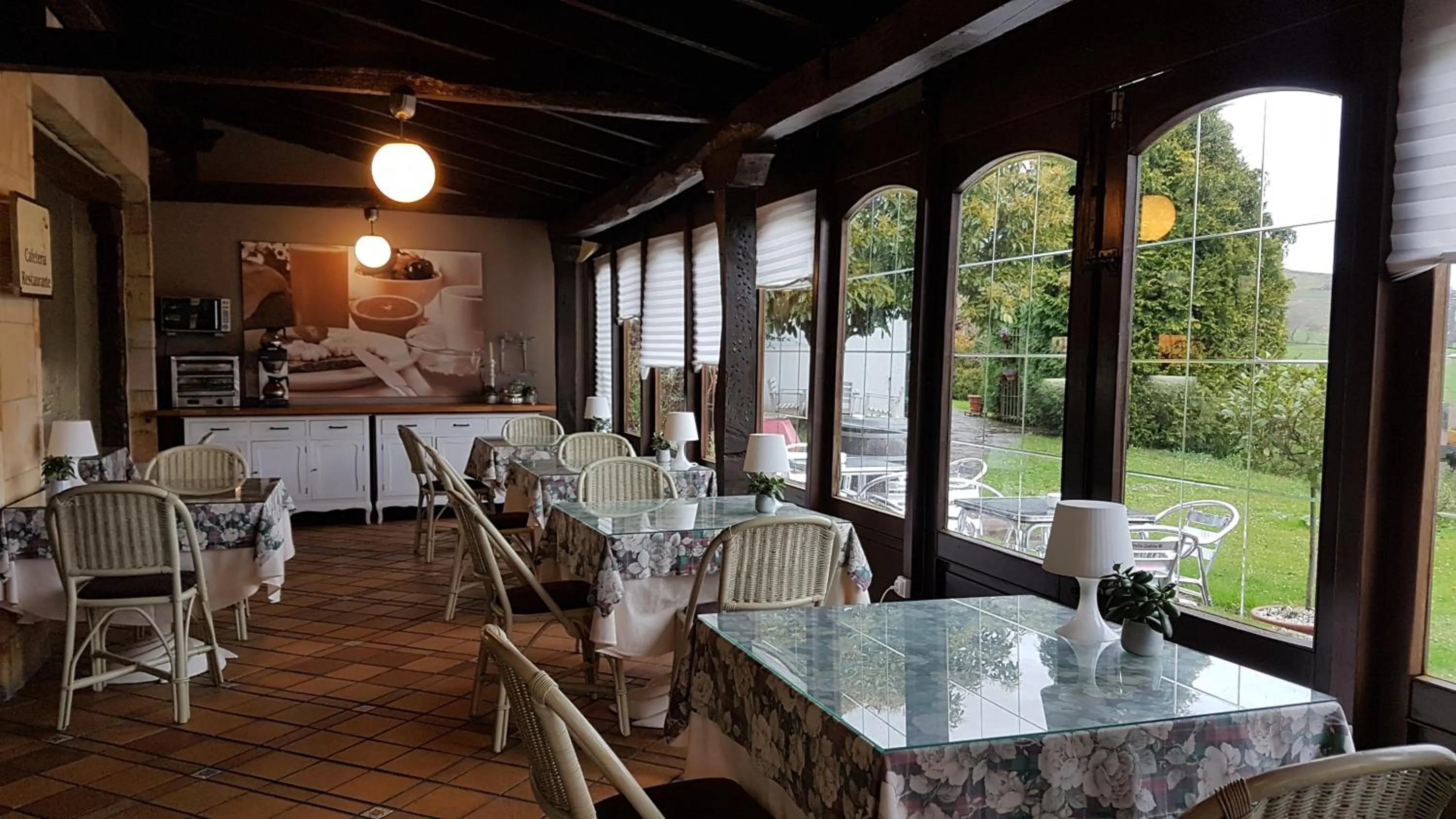 Restaurant/places to eat in Hotel Colegiata