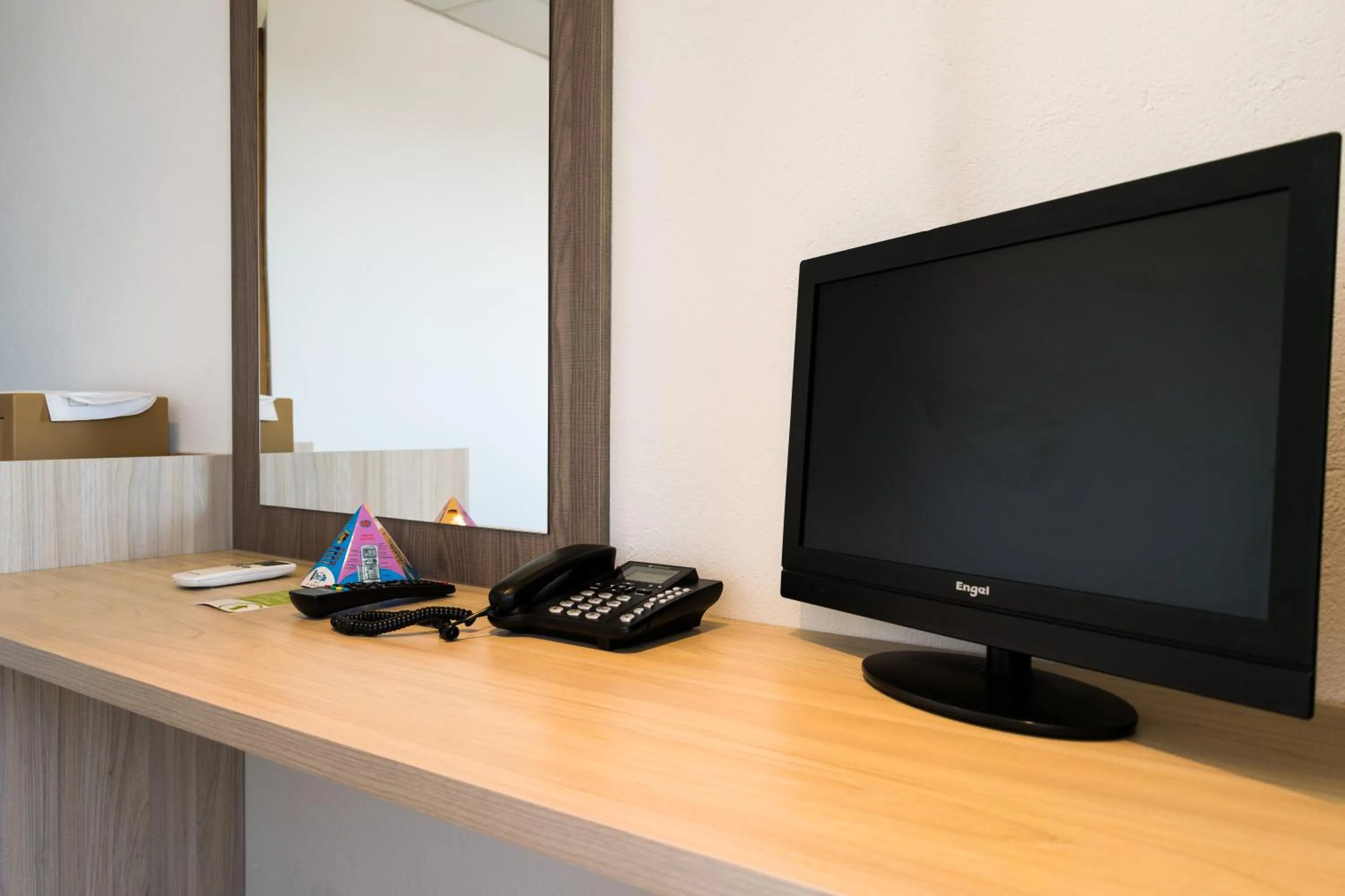 TV and multimedia in Hotel Port-Bo