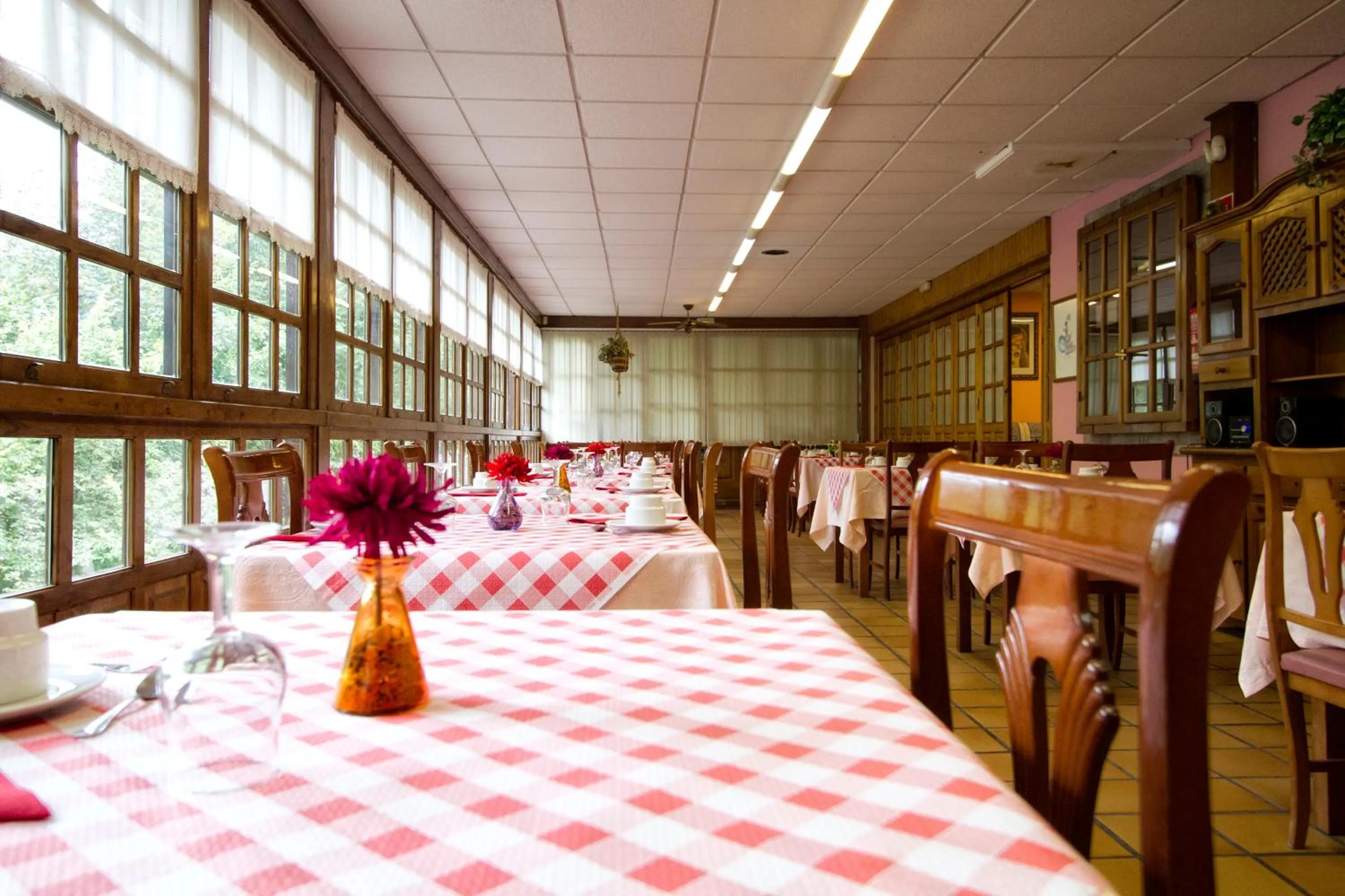 Restaurant/places to eat in Hotel Rural El Molino