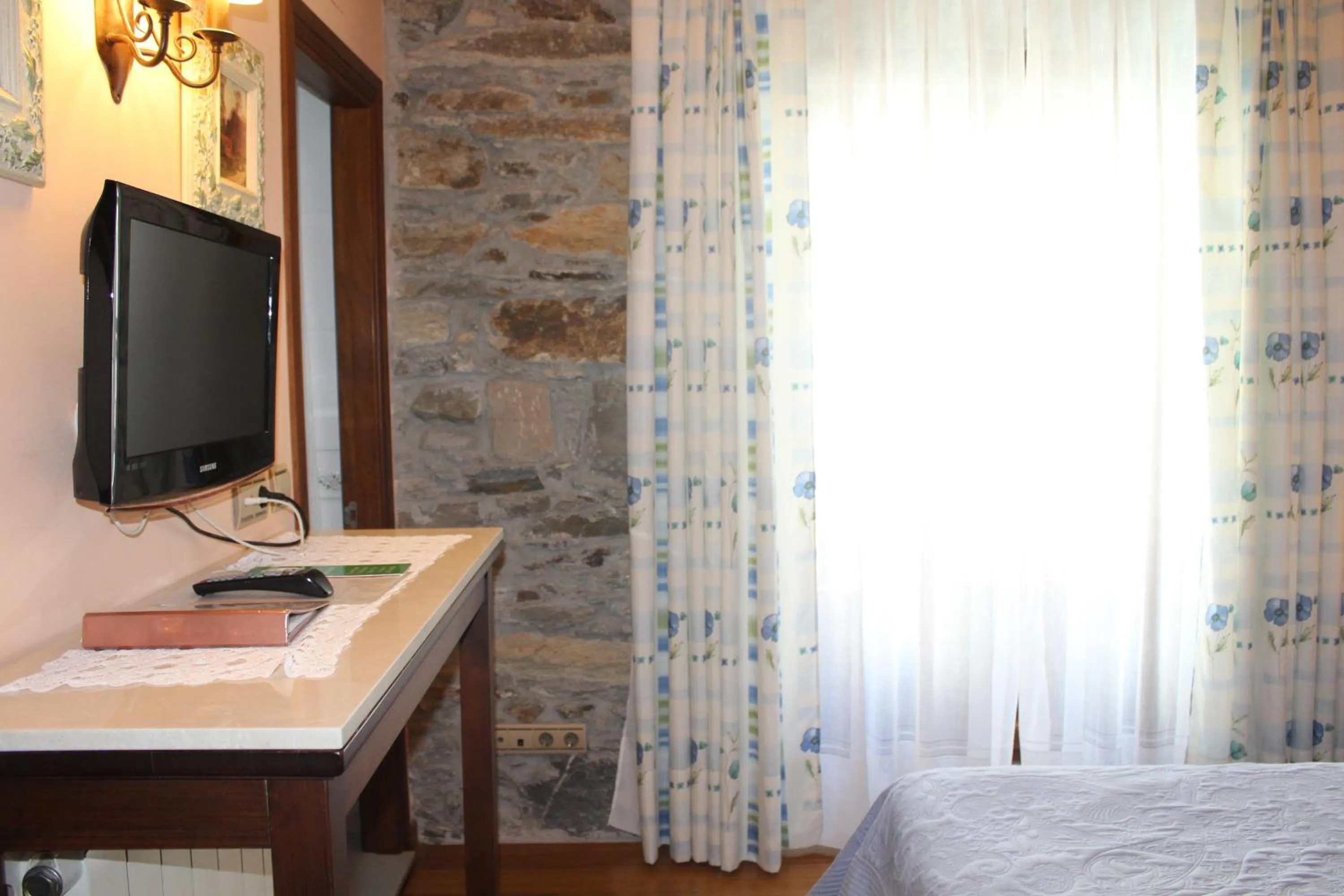 Decorative detail, Bed in Hotel Casa Prendes