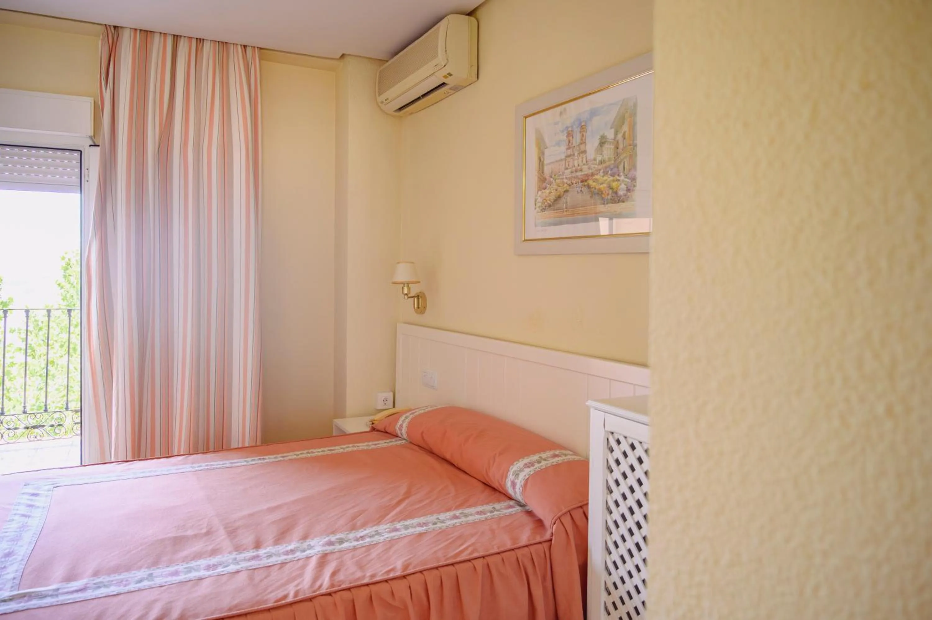 Bed in Hotel Paraíso