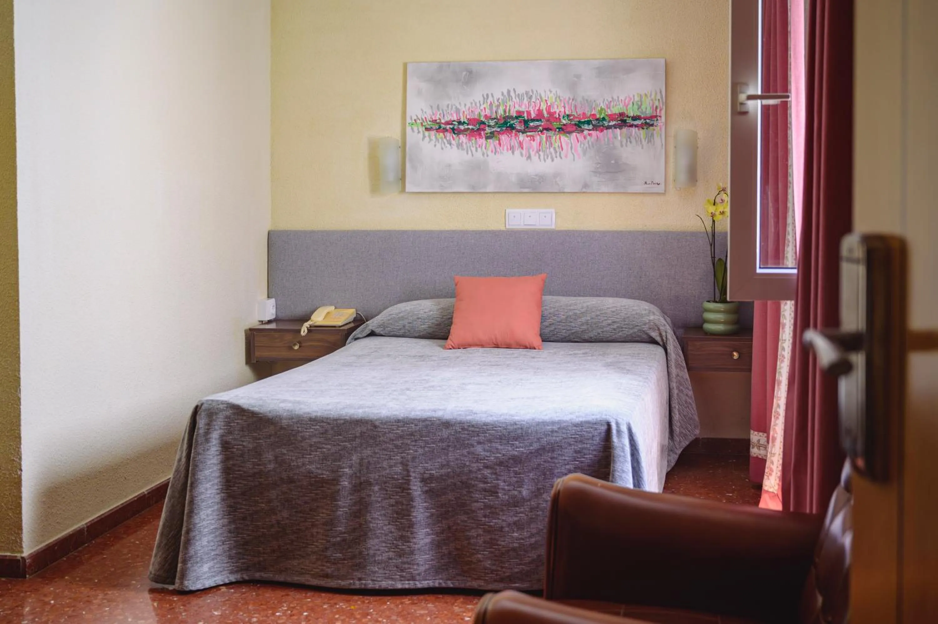 Photo of the whole room, Bed in Hotel Paraíso