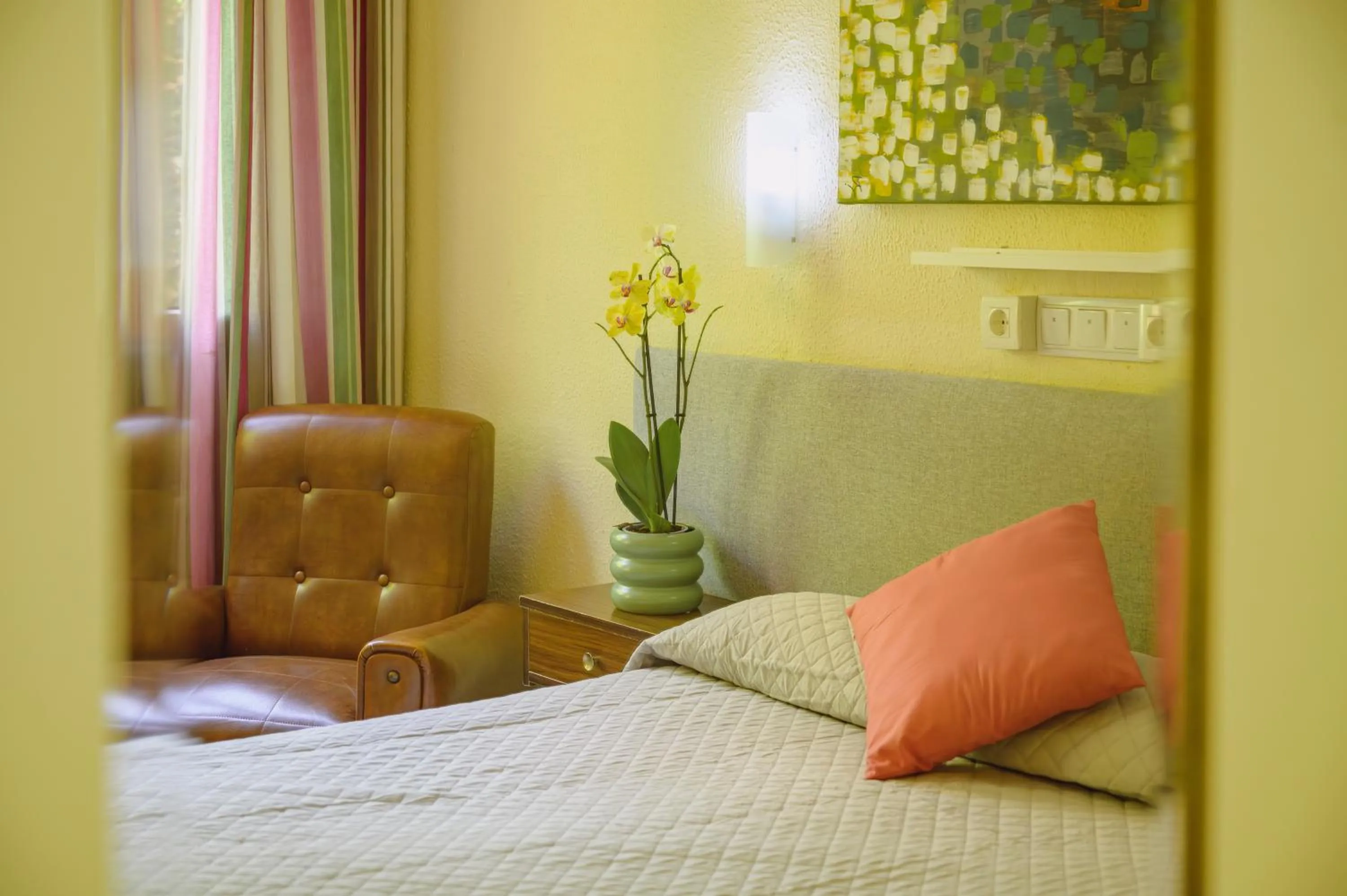 Photo of the whole room, Bed in Hotel Paraíso