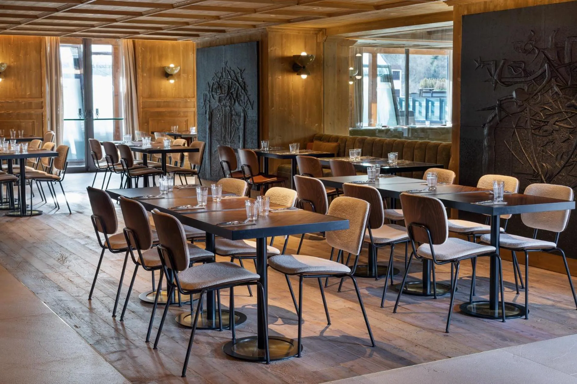 Restaurant/places to eat in Hotel MIM Baqueira Luxury & SPA