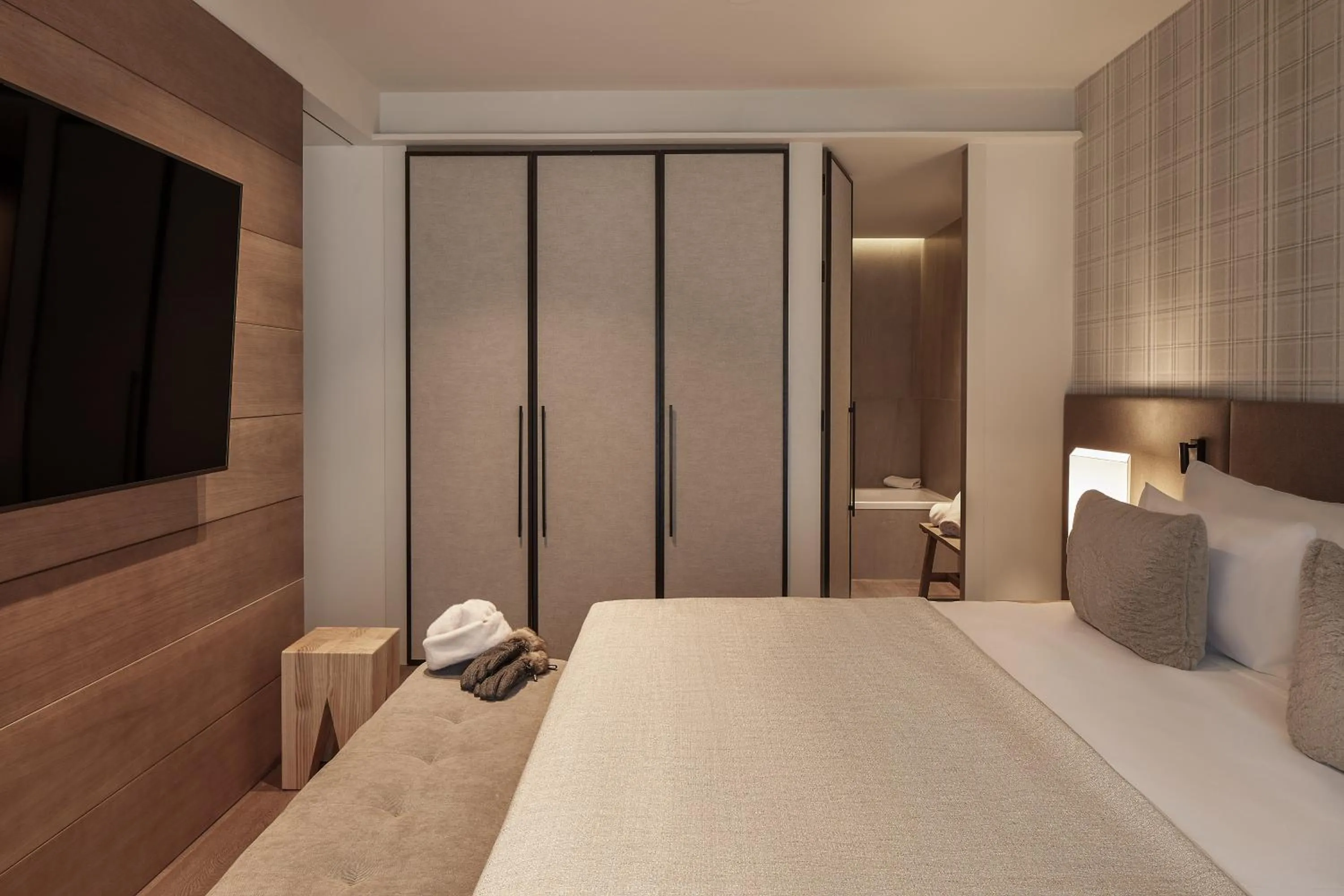 Bed in Hotel MIM Baqueira Luxury & SPA