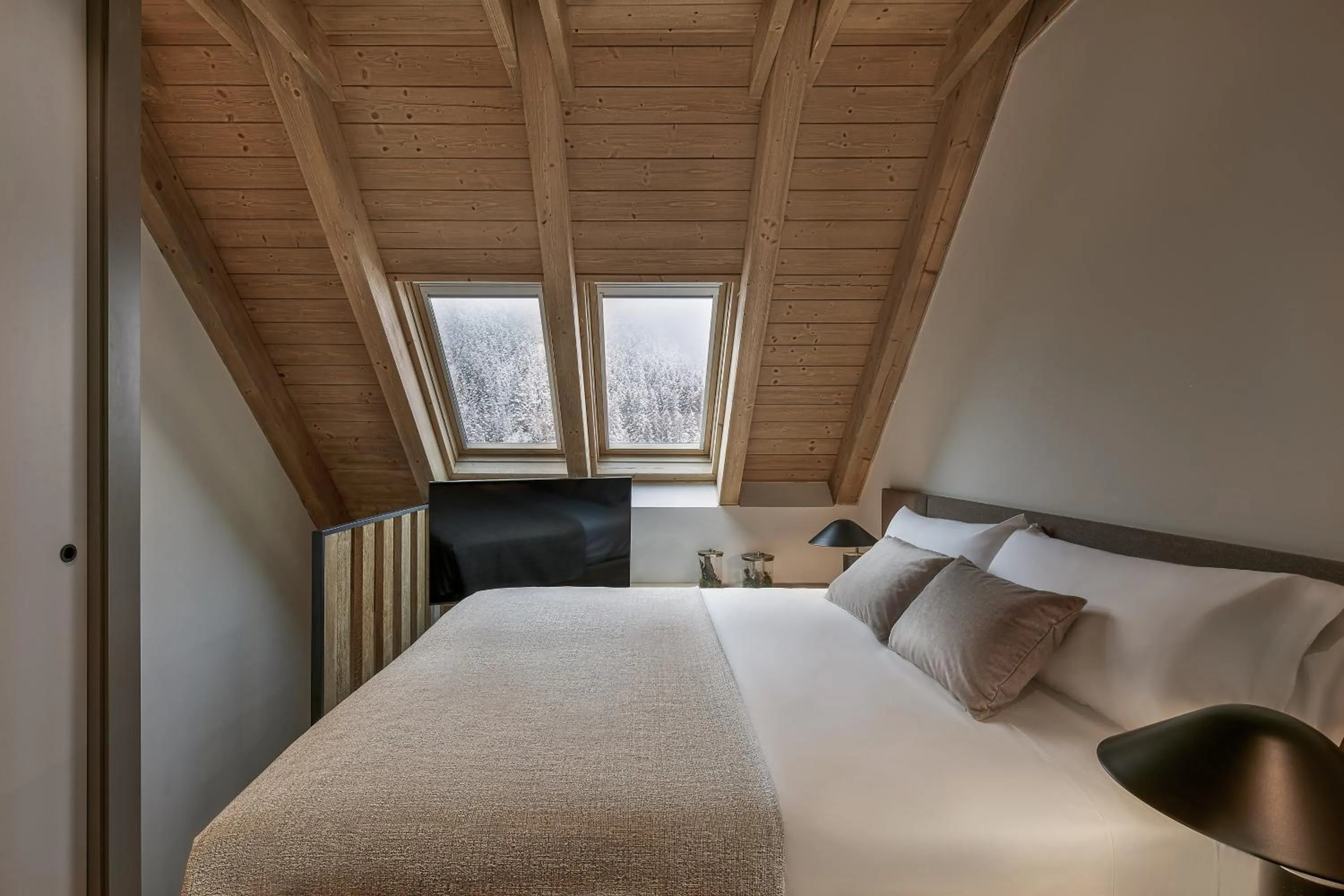 Bed in MIM Baqueira Member of Melia Collection