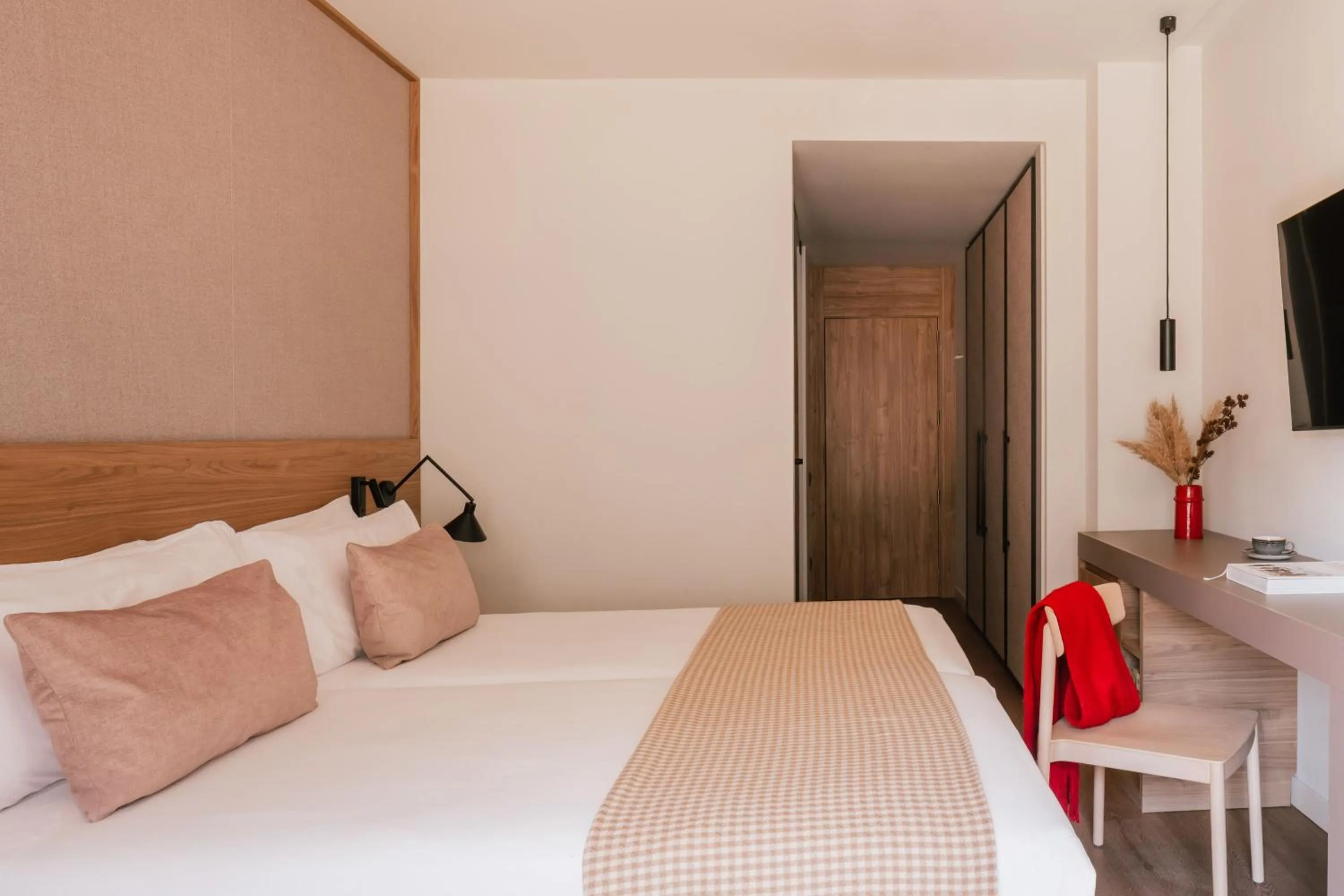 Bed in MiM Baqueira Meliá Collection