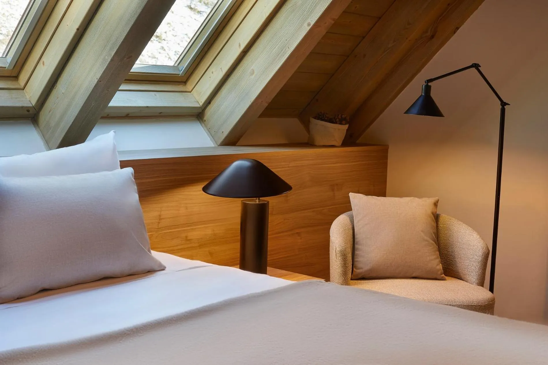 Bed in Hotel MIM Baqueira Luxury & SPA