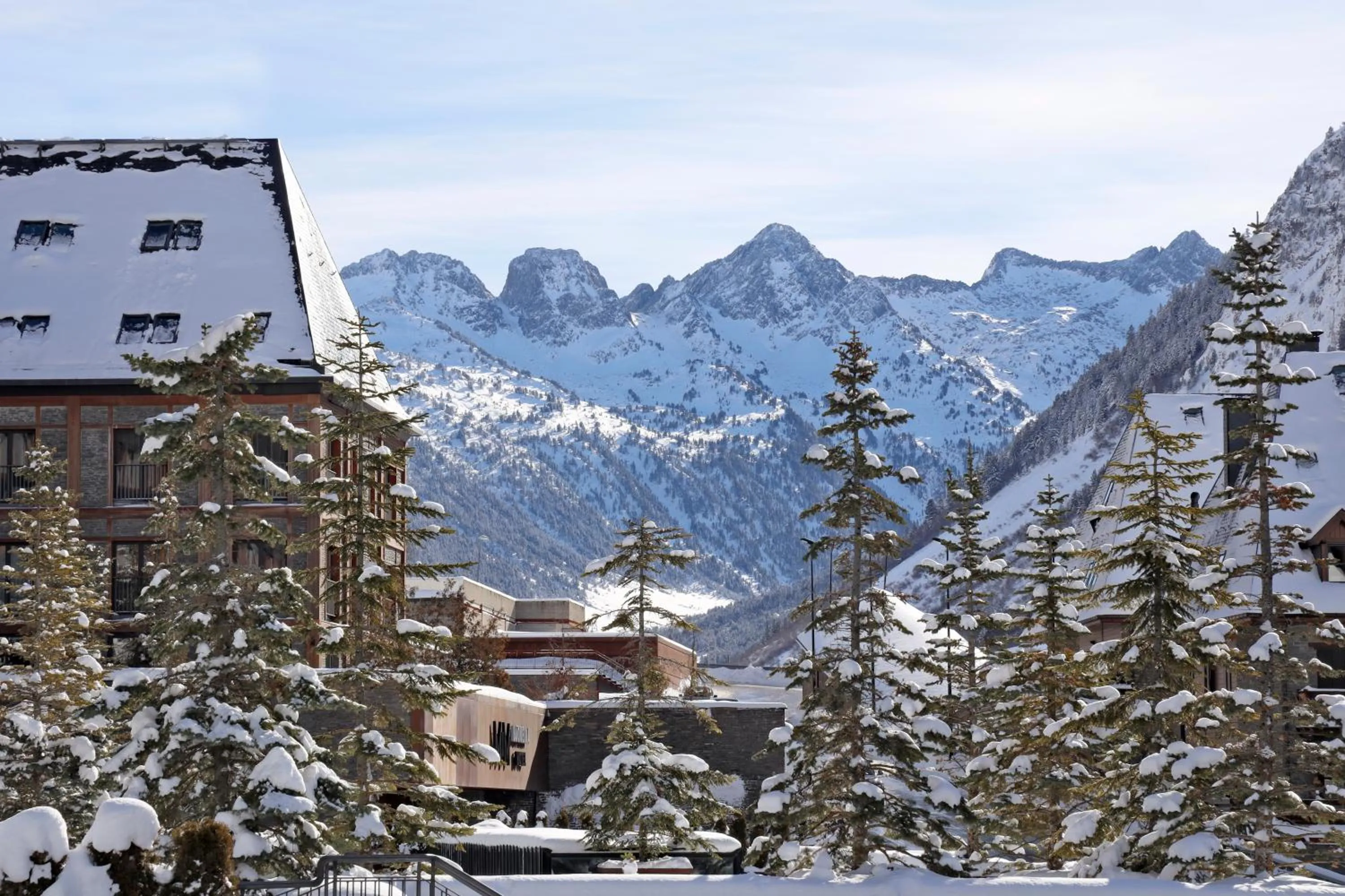 Property building in Hotel MIM Baqueira Luxury & SPA