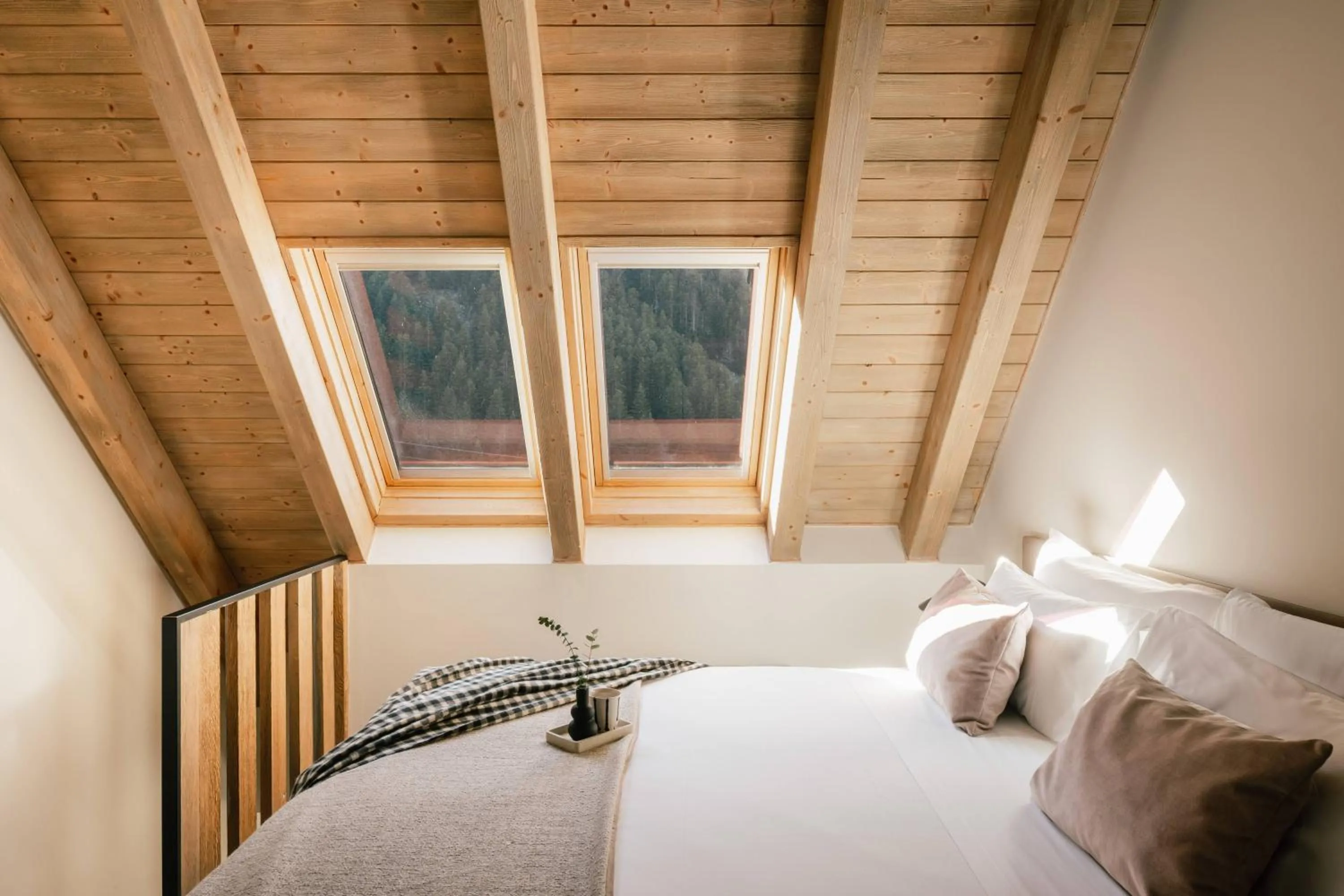 Property building, Bed in MiM Baqueira Meliá Collection