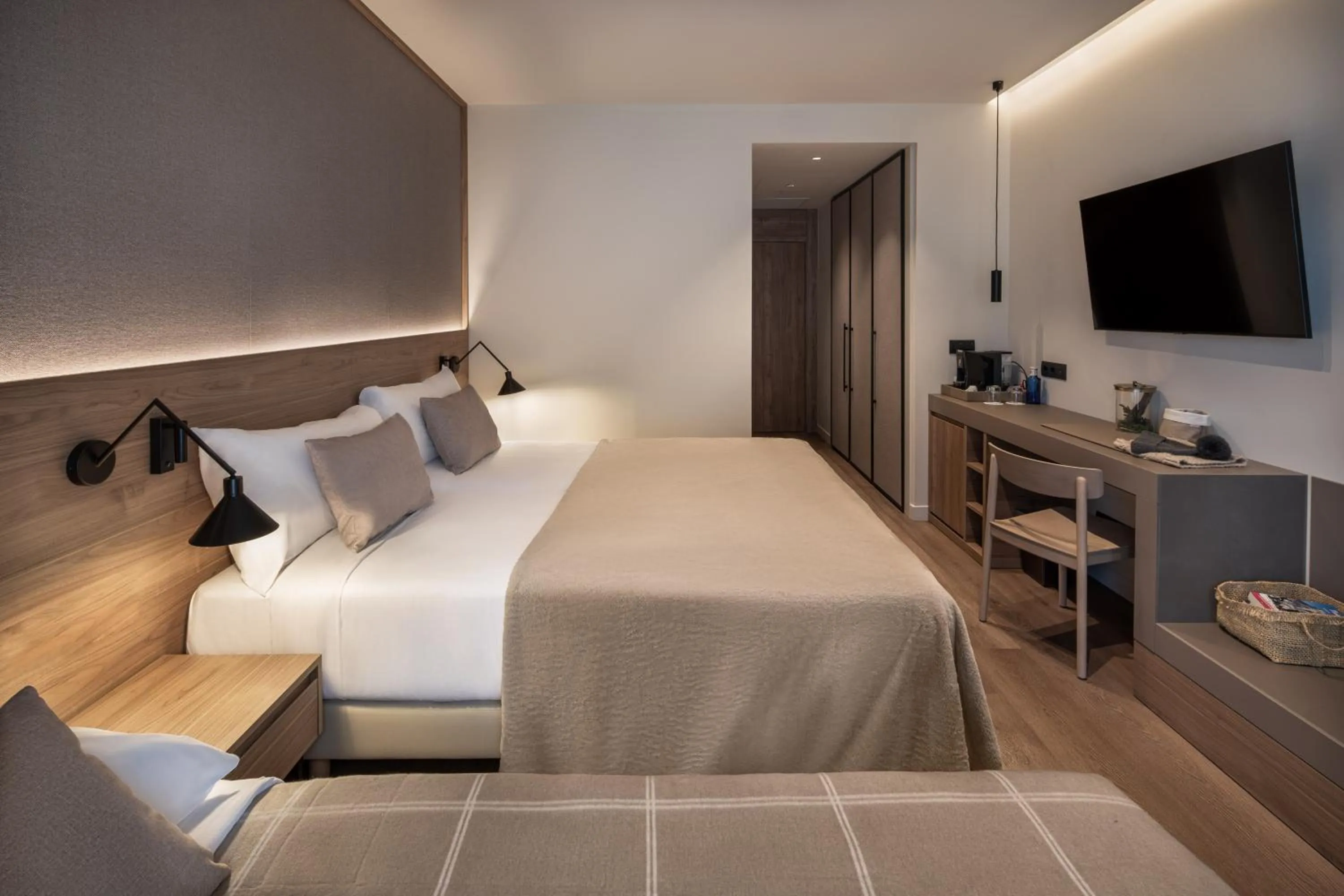 Bed in Hotel MIM Baqueira Luxury & SPA