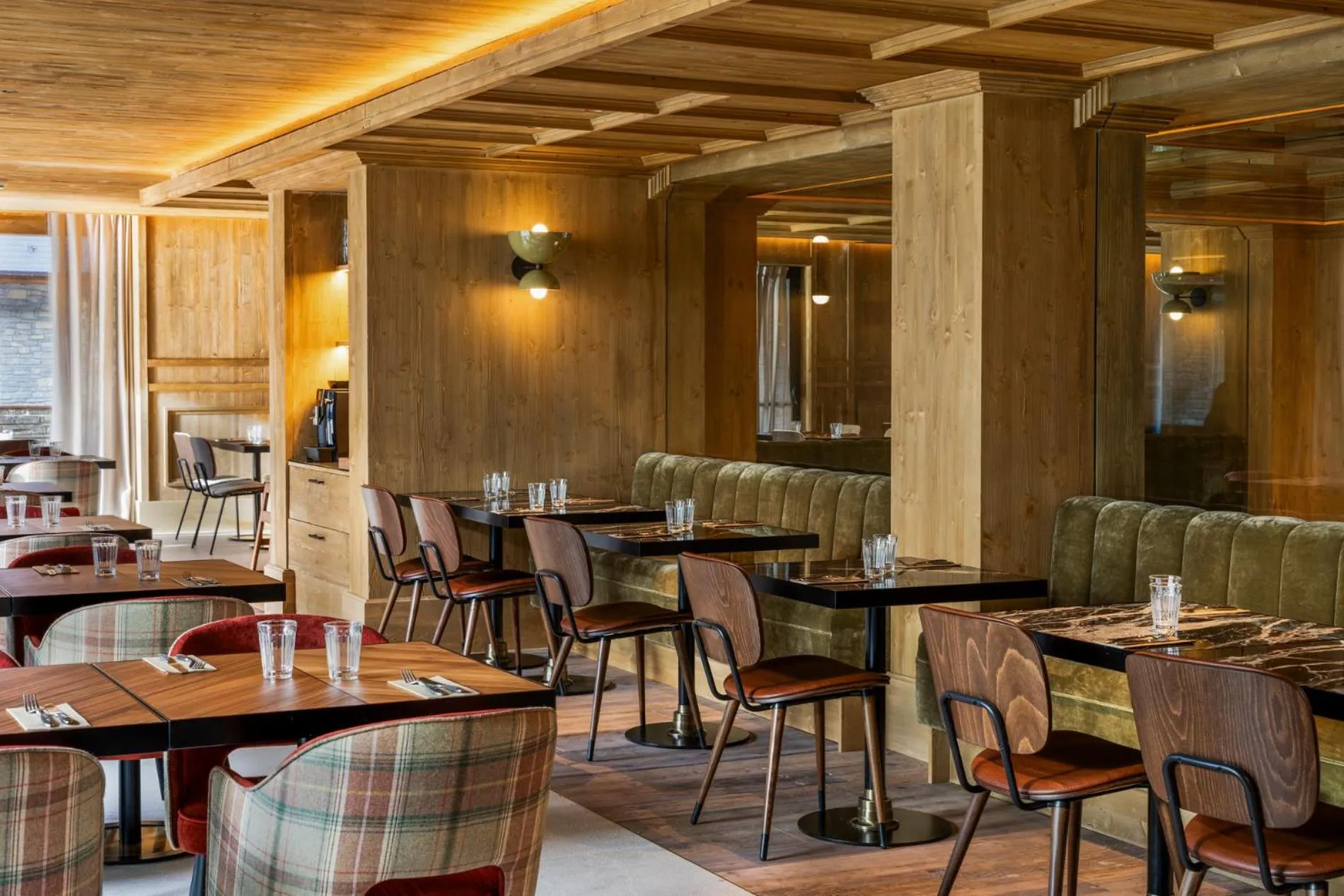Dining area in Hotel MIM Baqueira Luxury & SPA