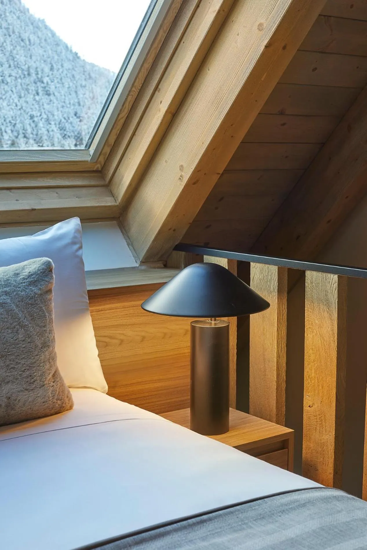 Bed in Hotel MIM Baqueira Luxury & SPA