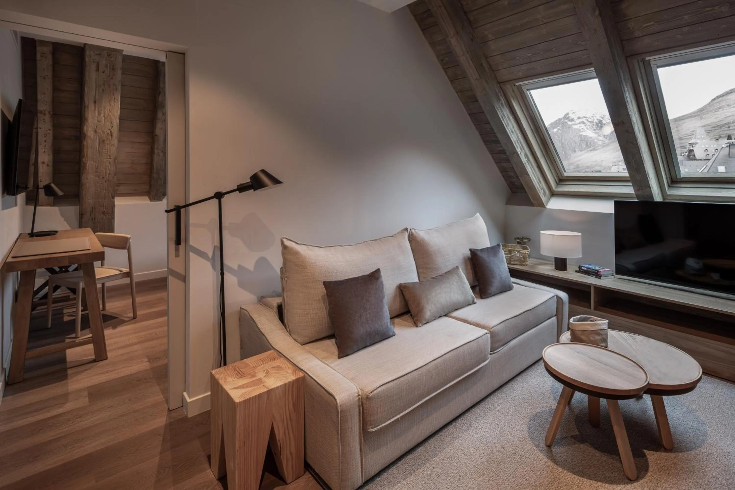 Living room in Hotel MIM Baqueira Luxury & SPA