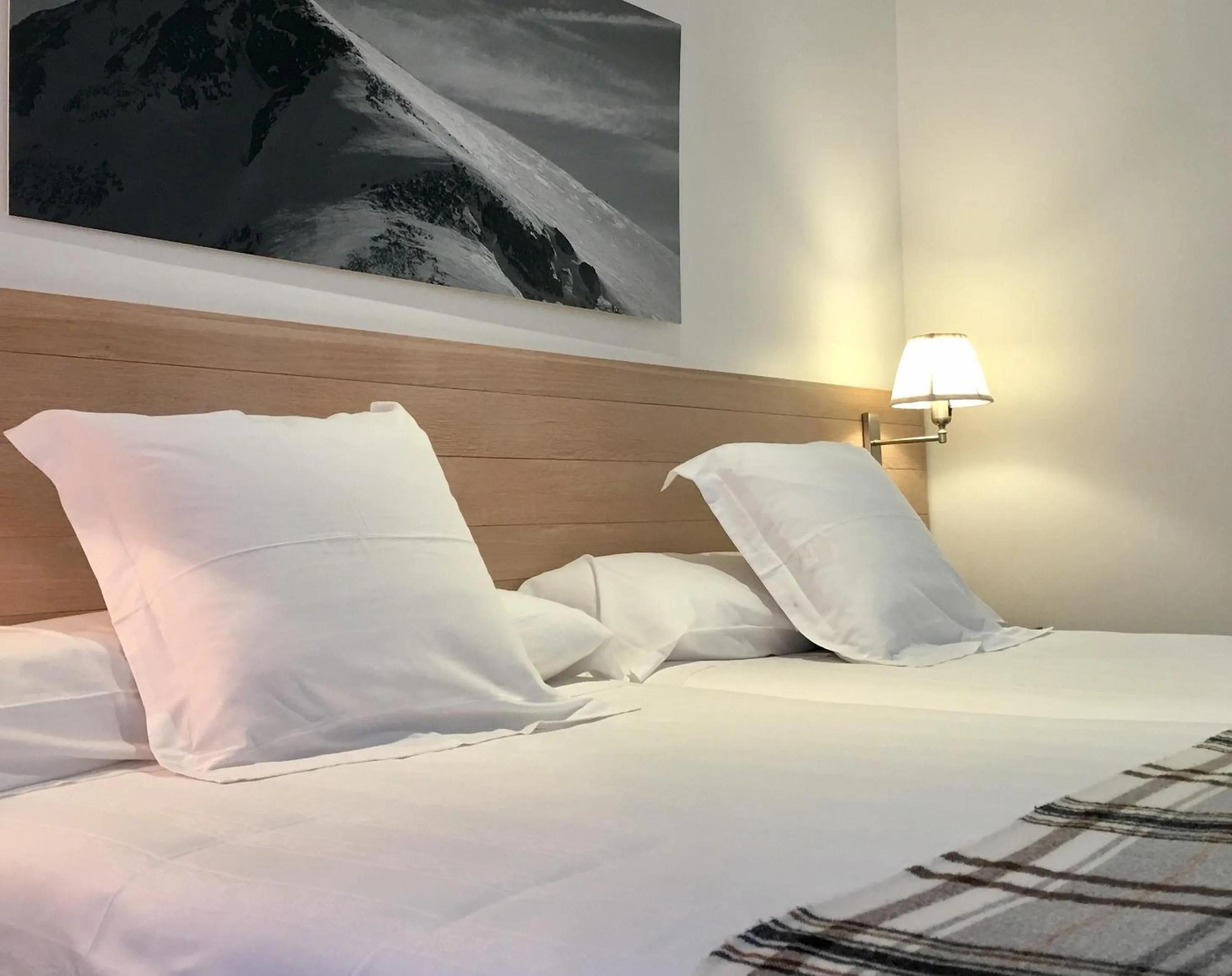 Bed in Hotel Valdecoro