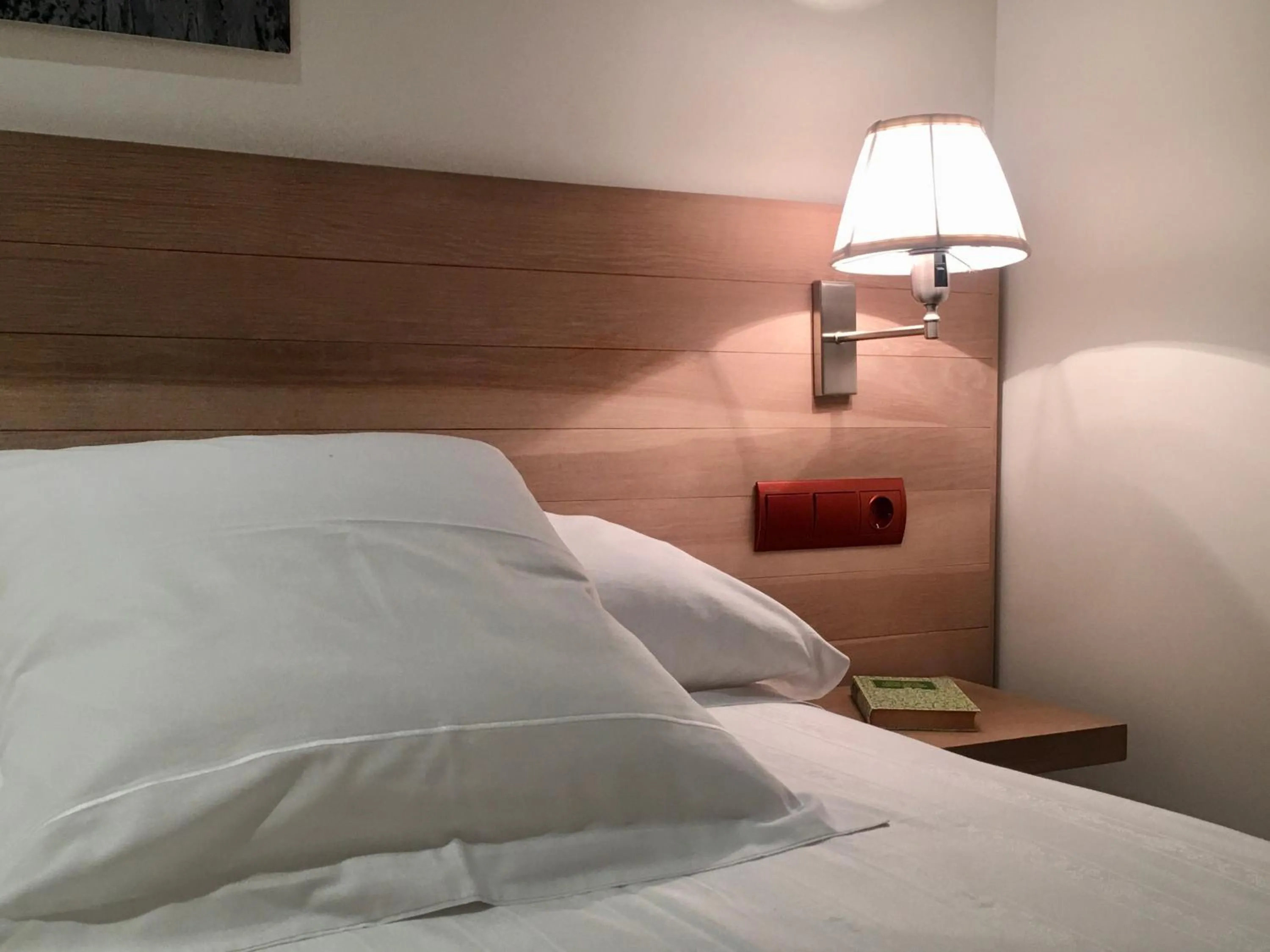 Bed in Hotel Valdecoro