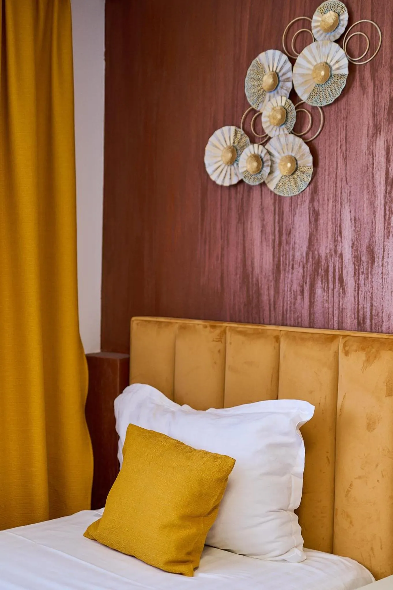 Bed in Hotel Evianne Boutique