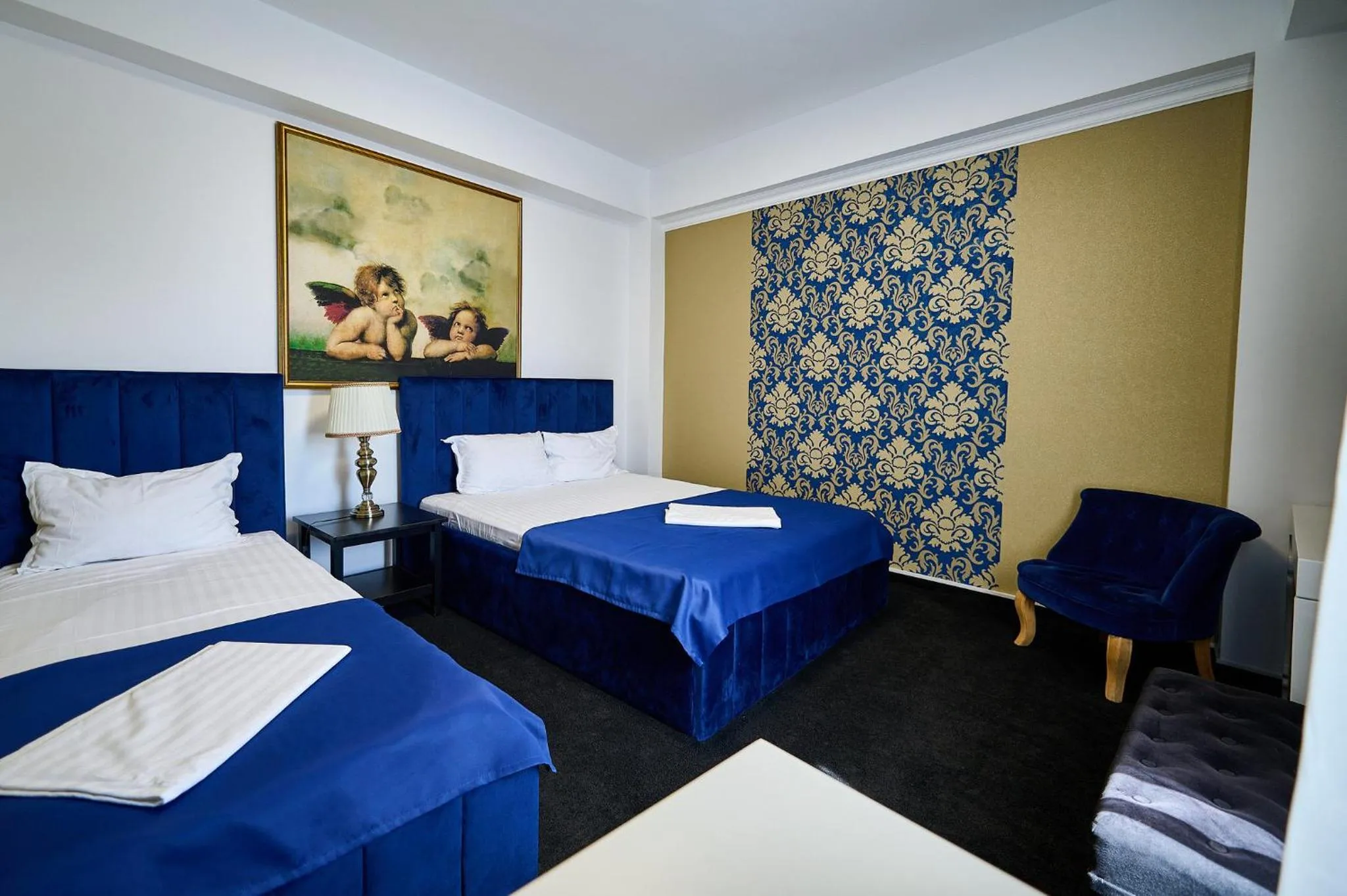 Bed in Hotel Evianne Boutique