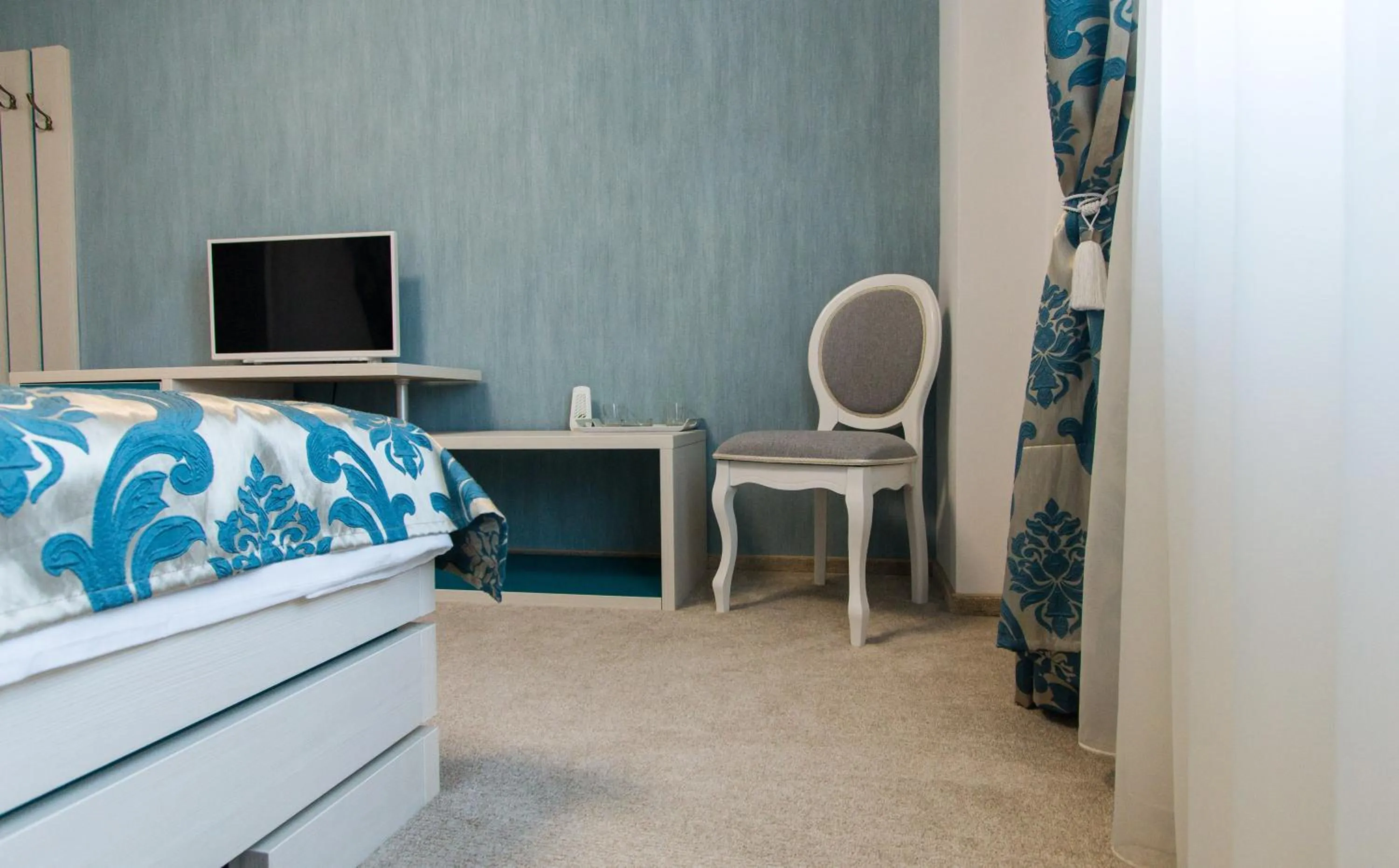 Photo of the whole room, Bed in Hotel Evianne Boutique