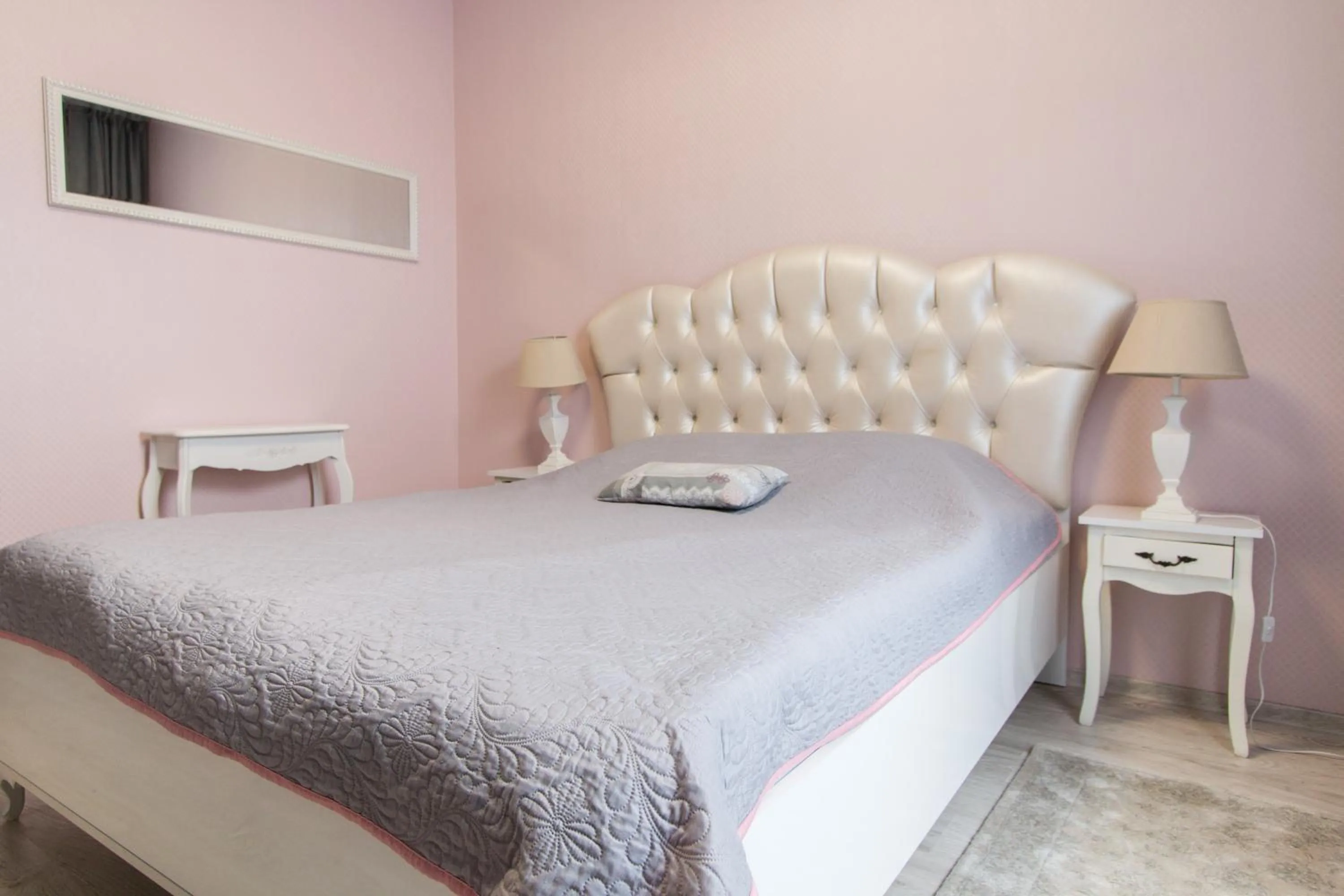 Photo of the whole room, Bed in Hotel Evianne Boutique