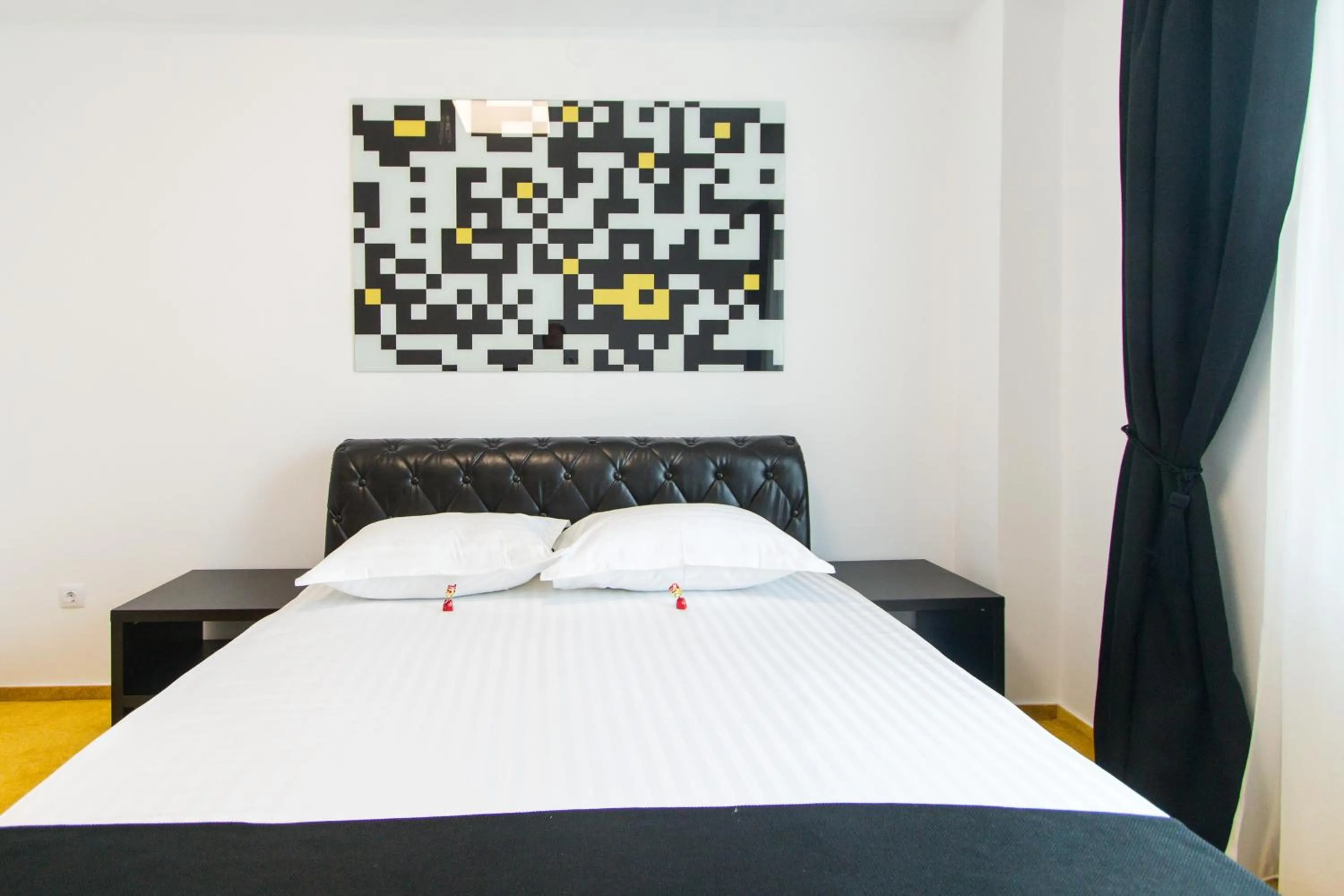 Photo of the whole room, Bed in Hotel Evianne Boutique