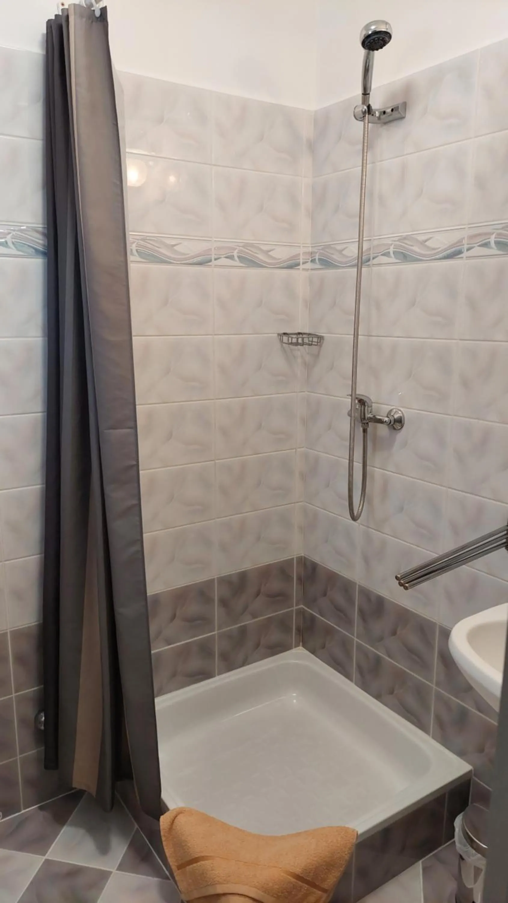 Bathroom in Ludika Vendégház