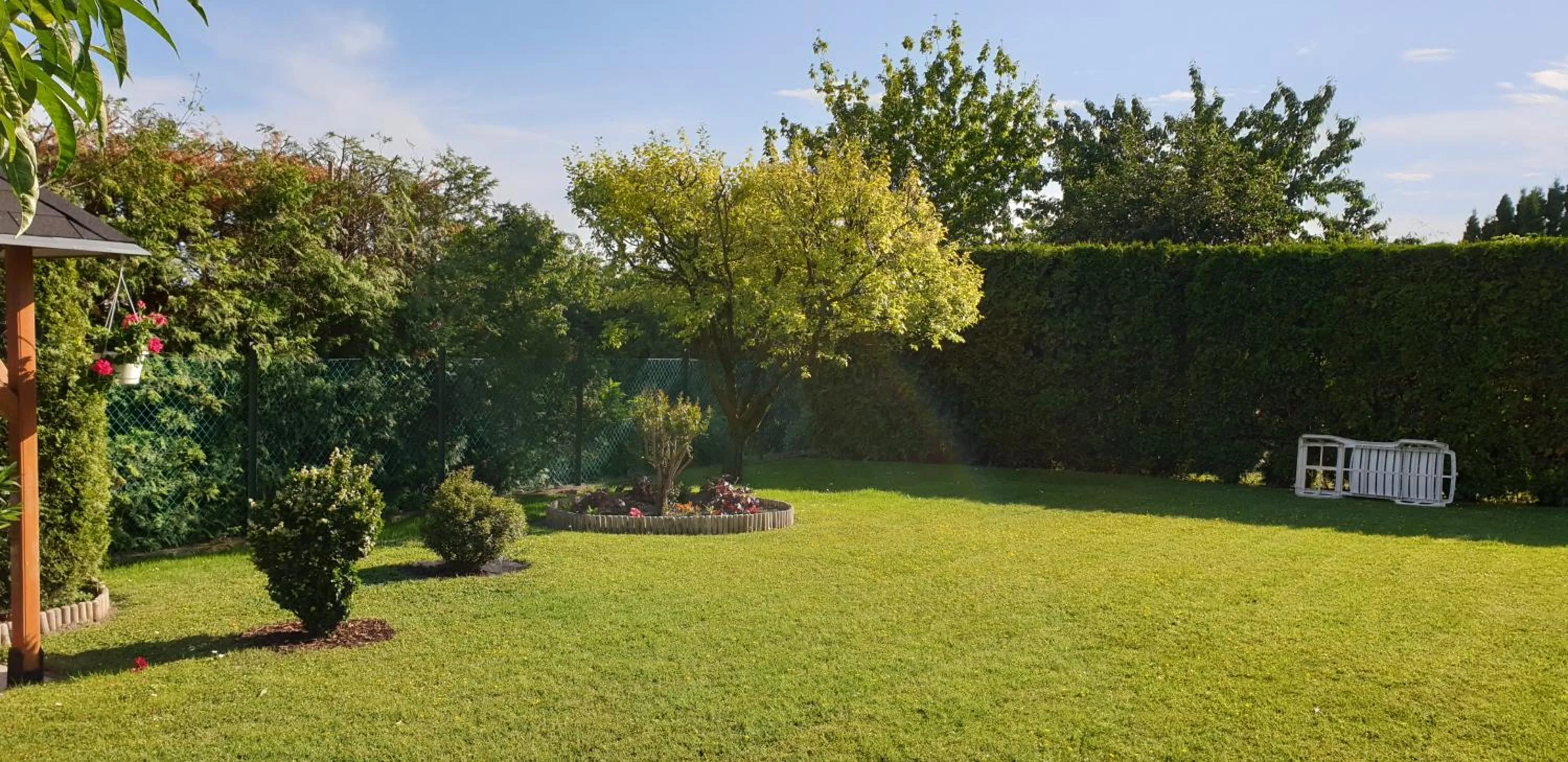 Garden in Ludika Vendégház