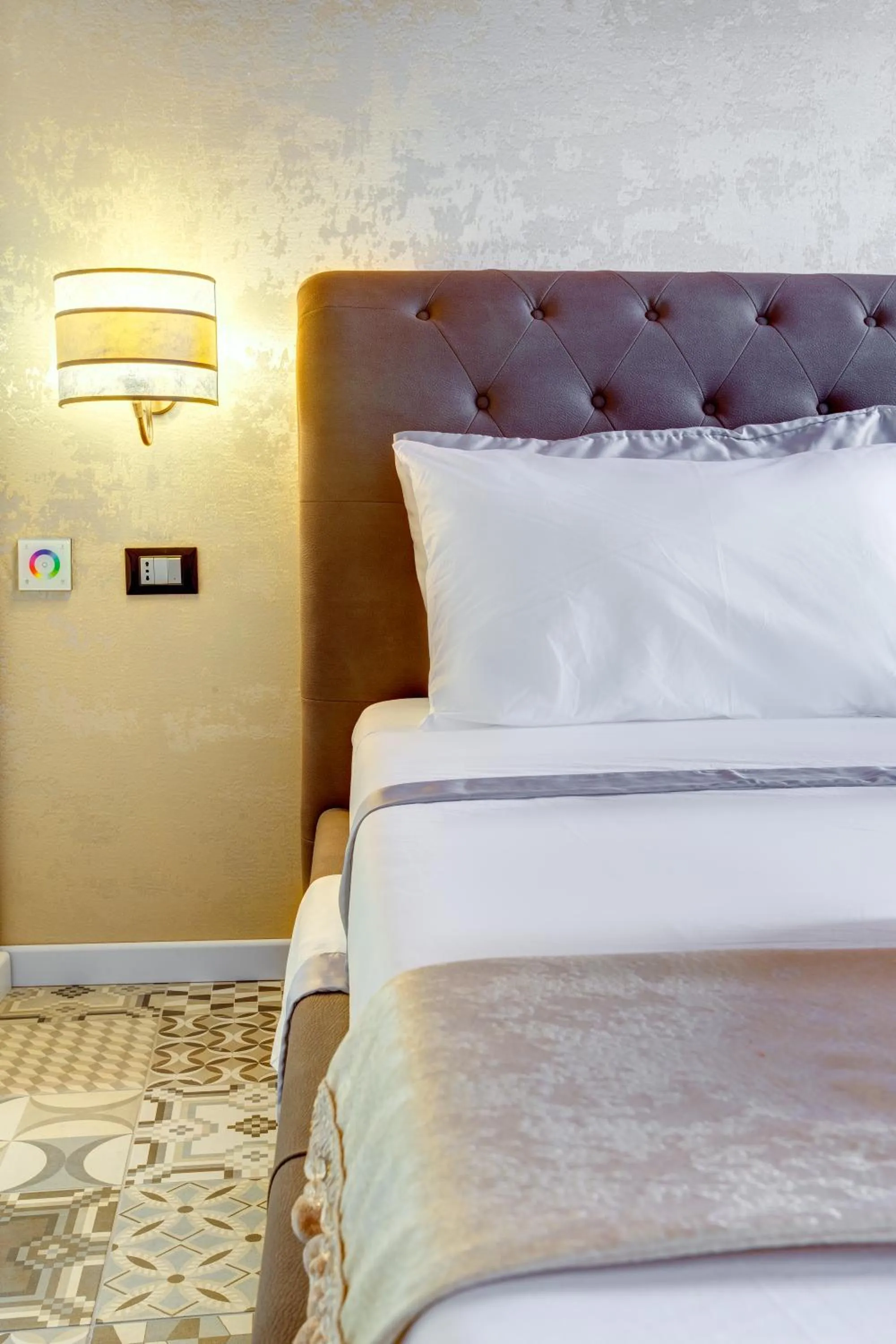 Bedroom, Bed in Hub Pantheon