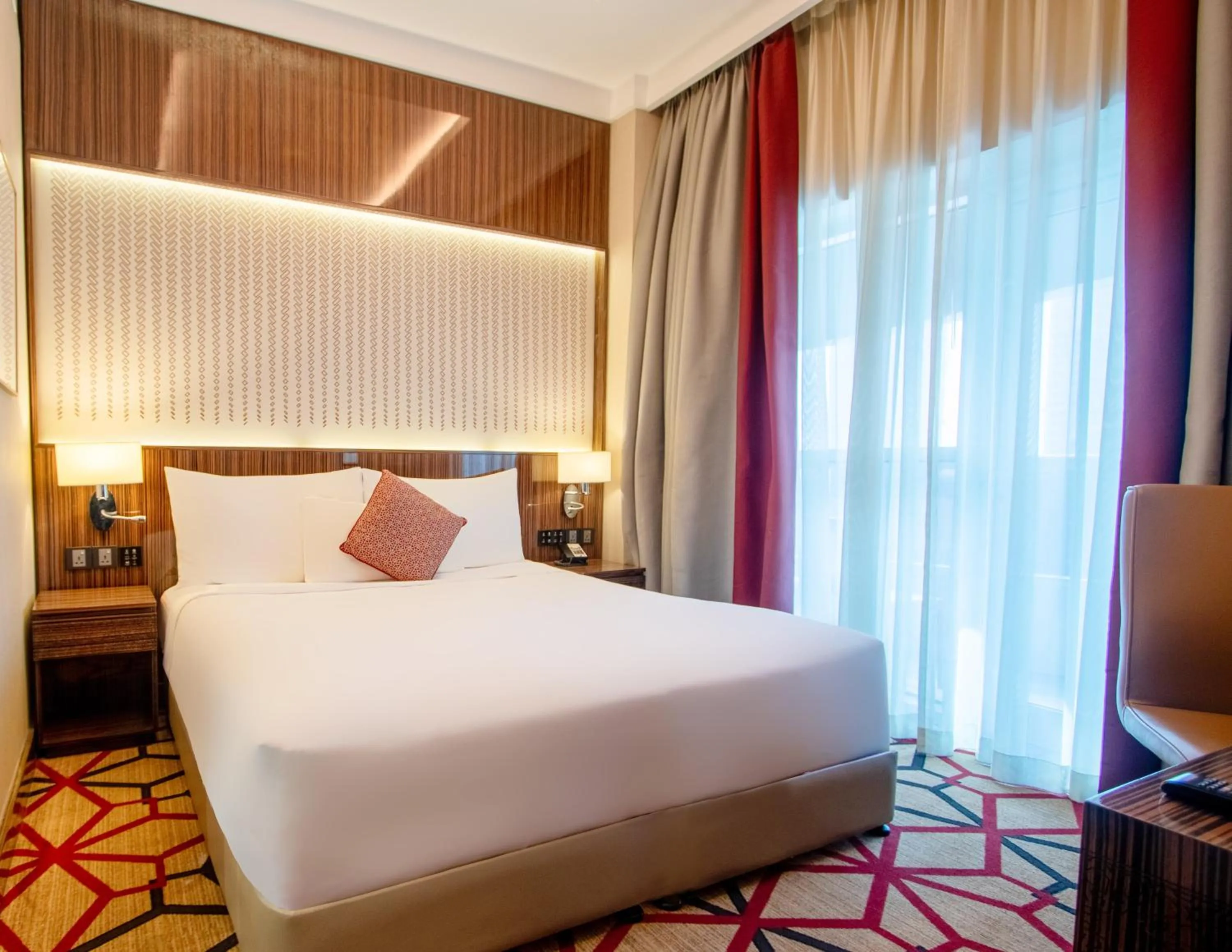 Bedroom, Bed in Naumi Hotel Dubai - formerly dusitD2 Kenz