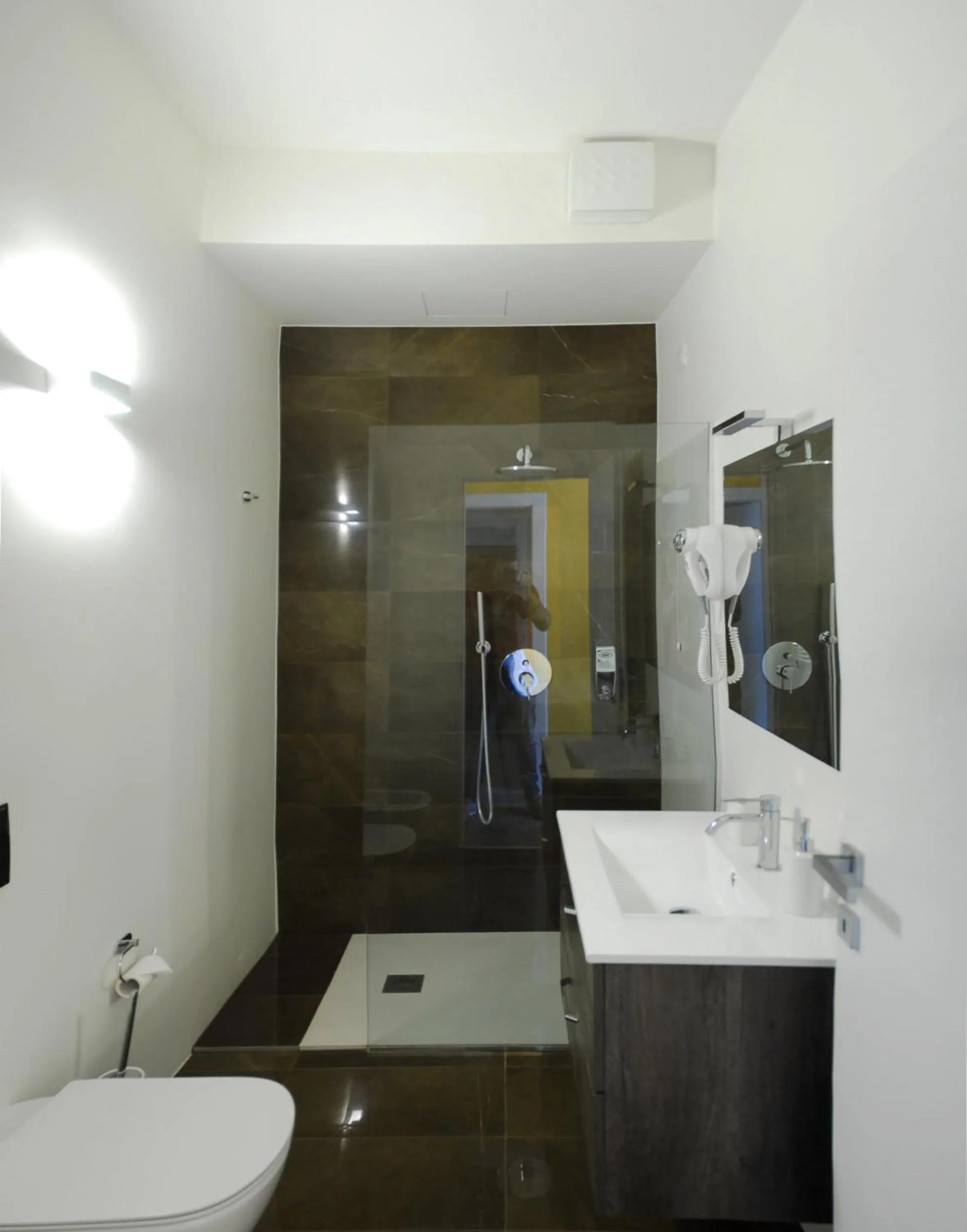 Bathroom in Iseo Lake - Rooms & Apartments