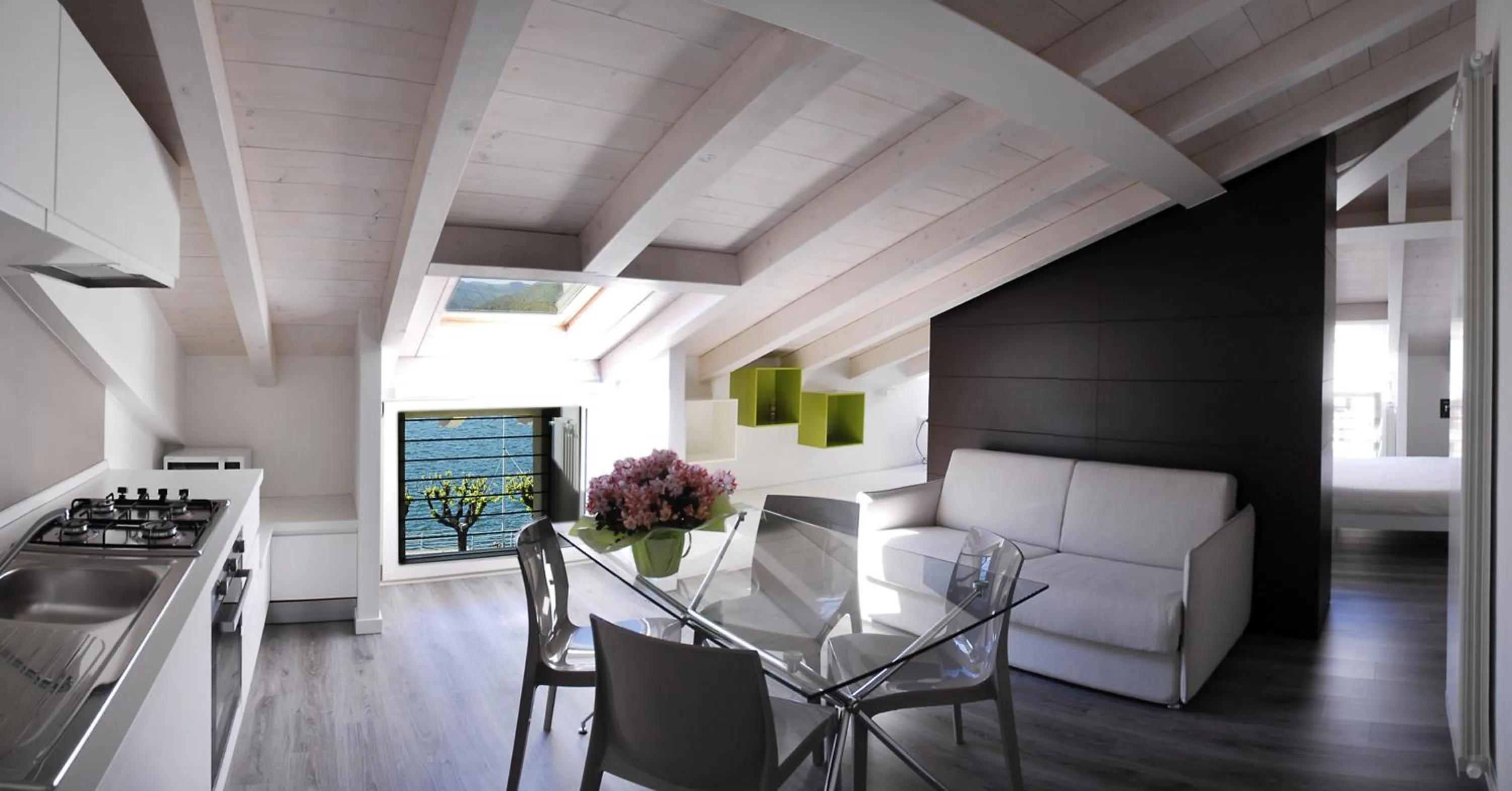 Kitchen or kitchenette in Iseo Lake - Rooms & Apartments