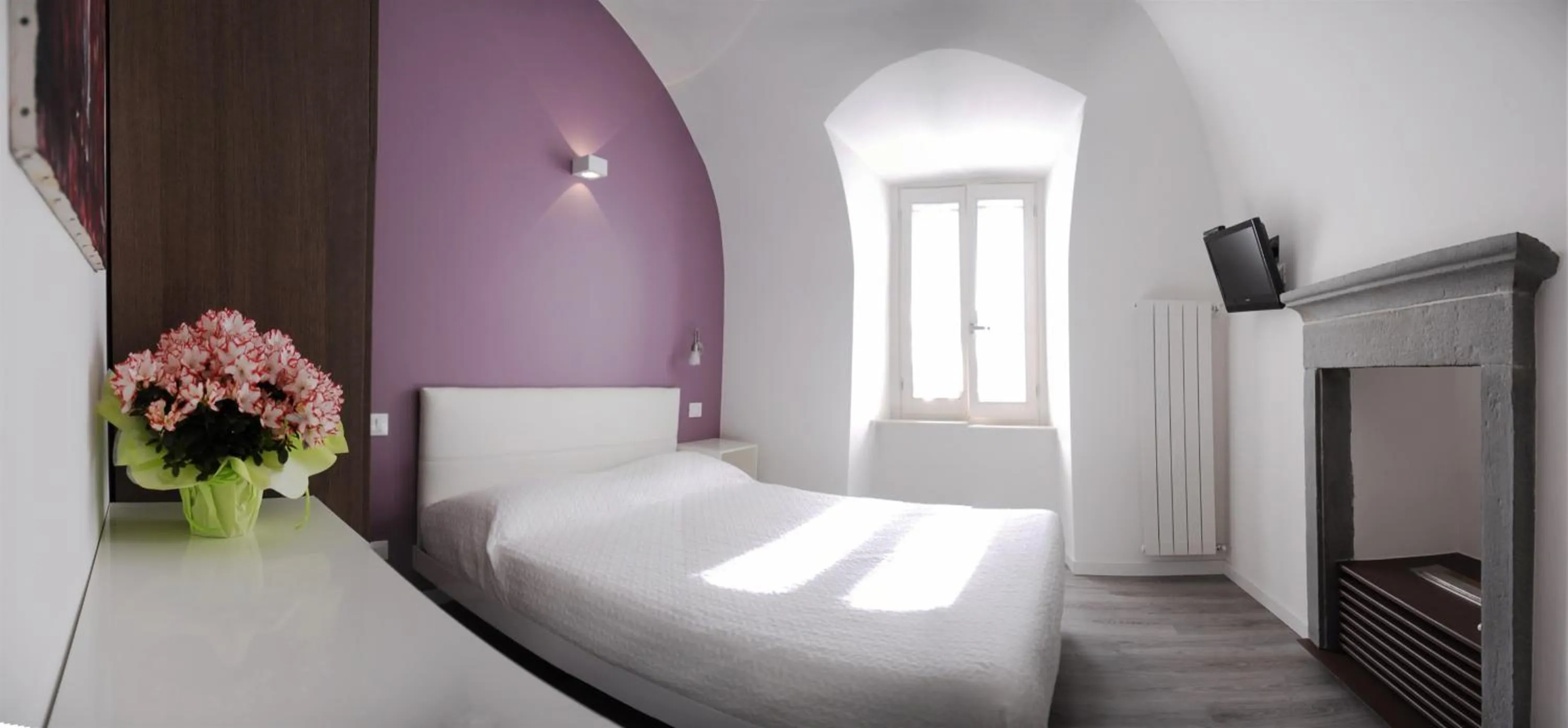Photo of the whole room, Bed in Iseo Lake - Rooms & Apartments